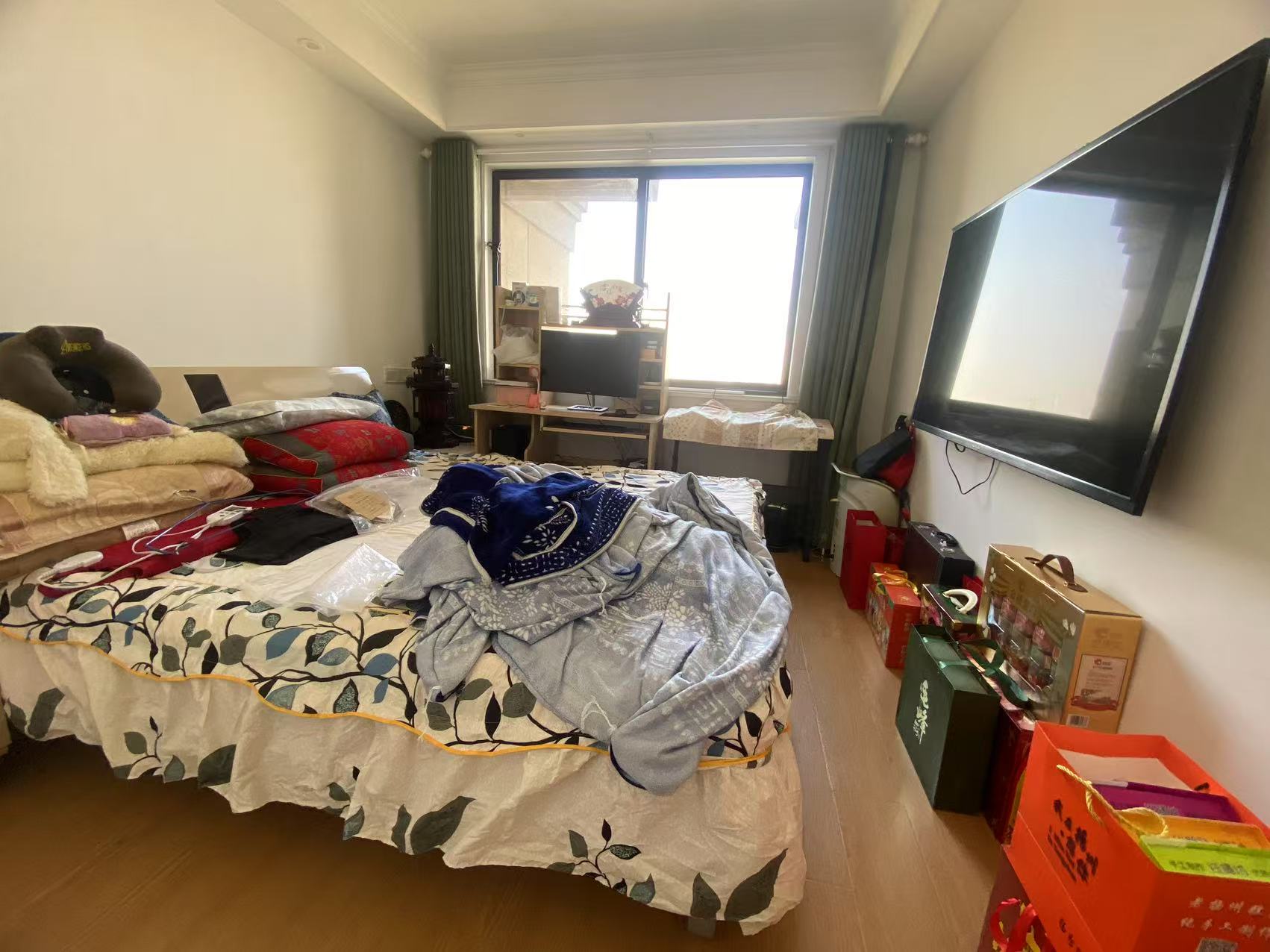 外滩花苑 3室2厅1卫 125.61m²