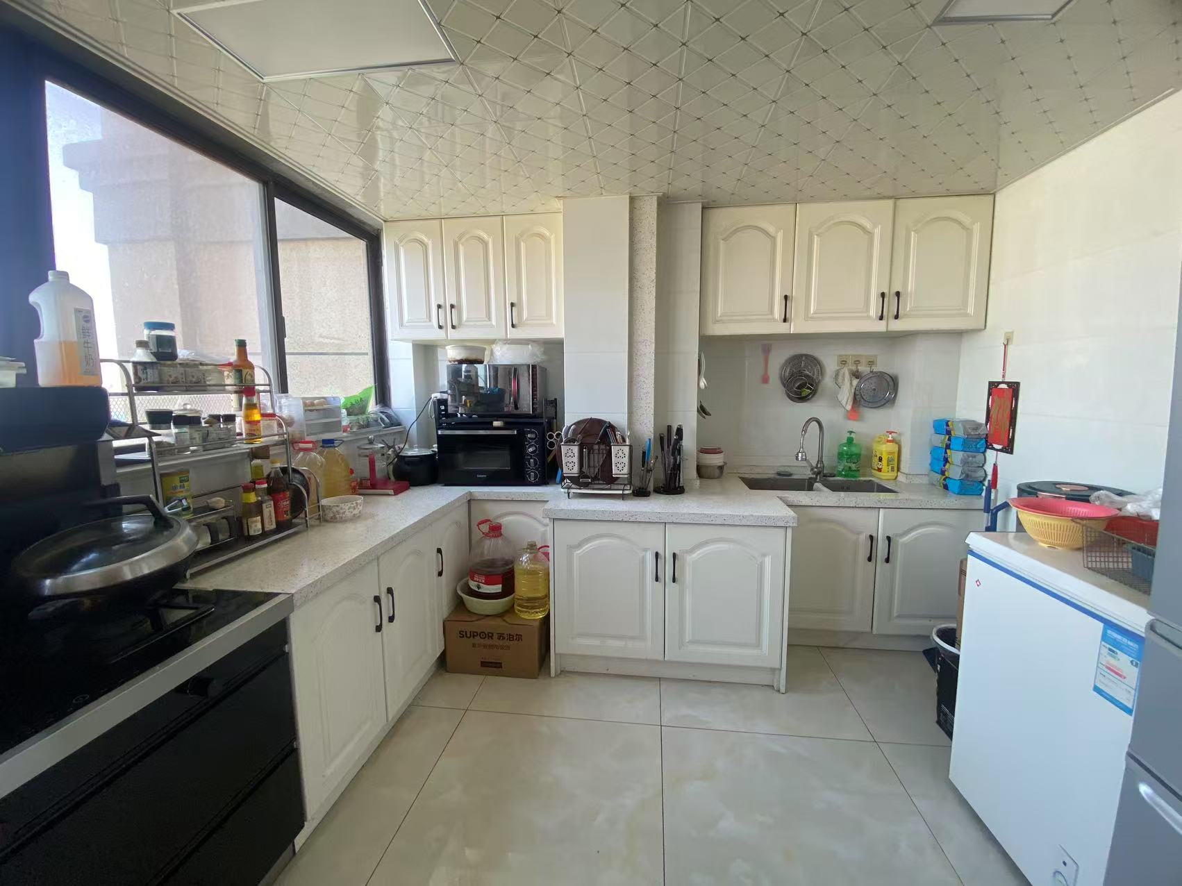 外滩花苑 3室2厅1卫 125.61m²