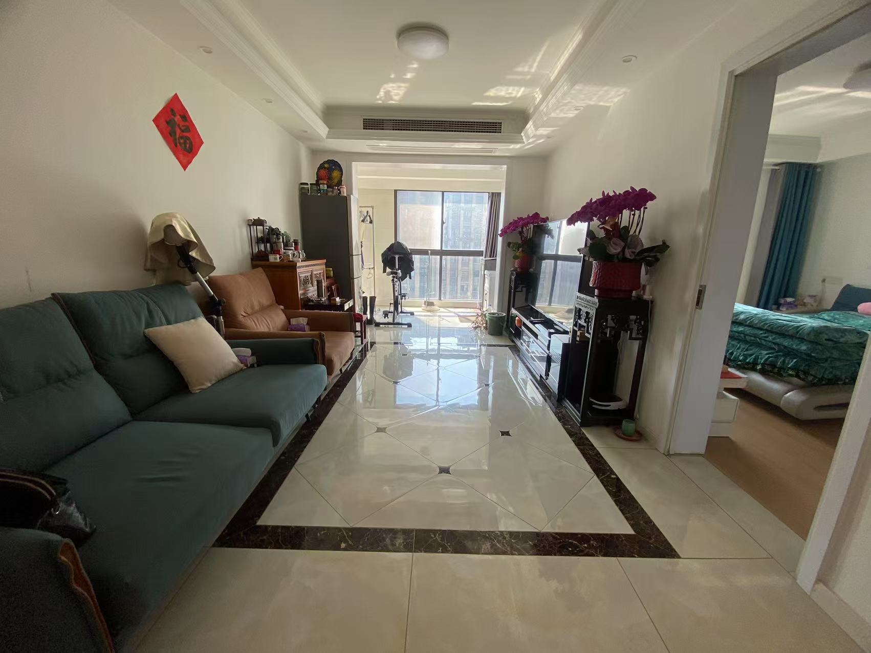 外滩花苑 3室2厅1卫 125.61m²