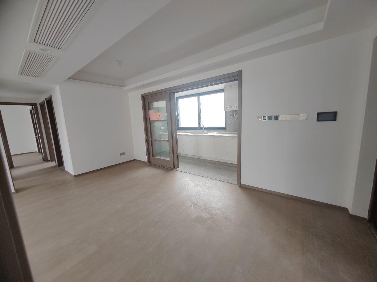 卓越府 4室1厅2卫 124.71m&sup2;