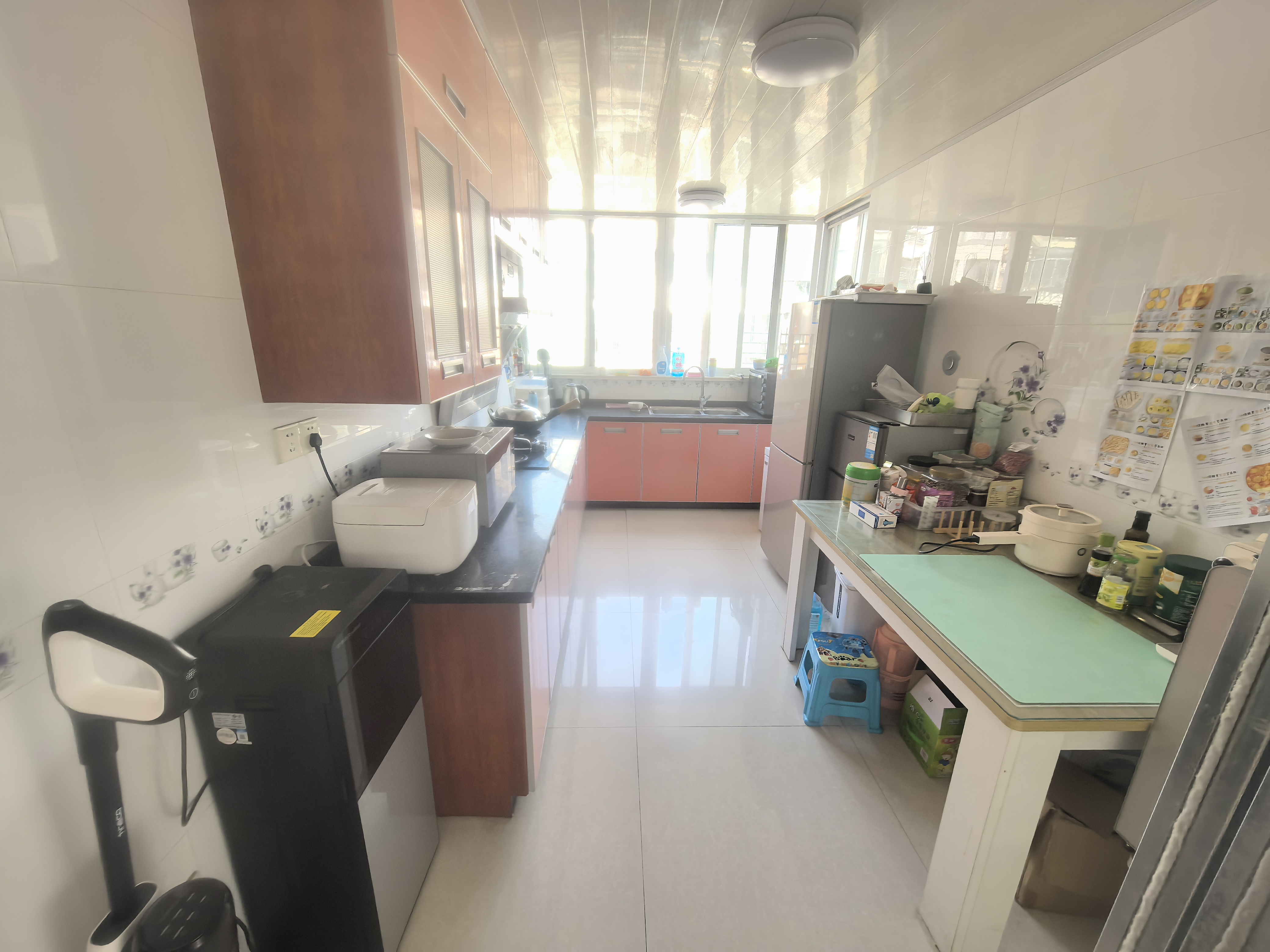 春天花园 3室2厅1卫 127.98m²