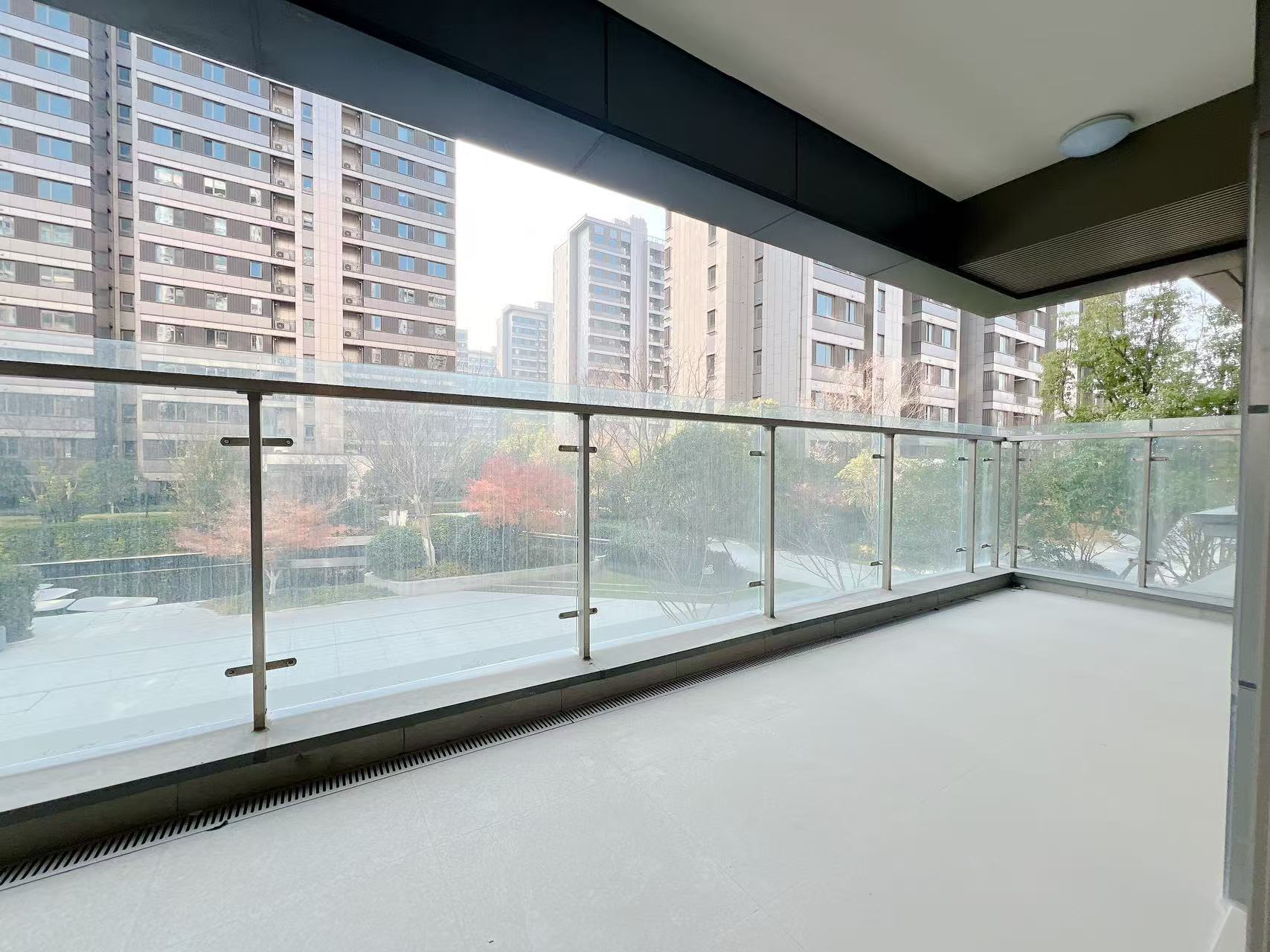 仁恒公园世纪 3室2厅2卫 155.00m²