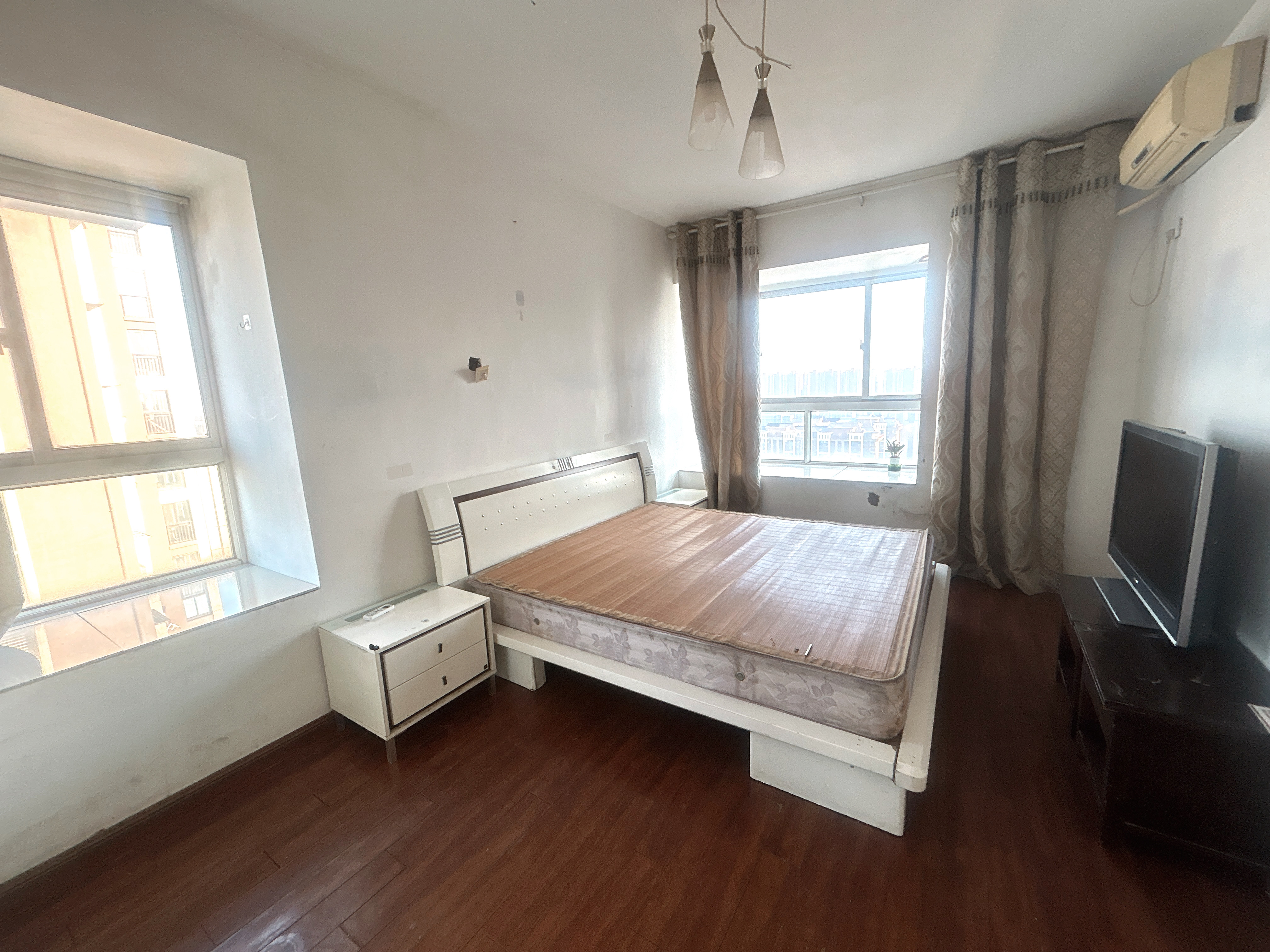 尚海城 3室2厅1卫 121.00m&sup2;