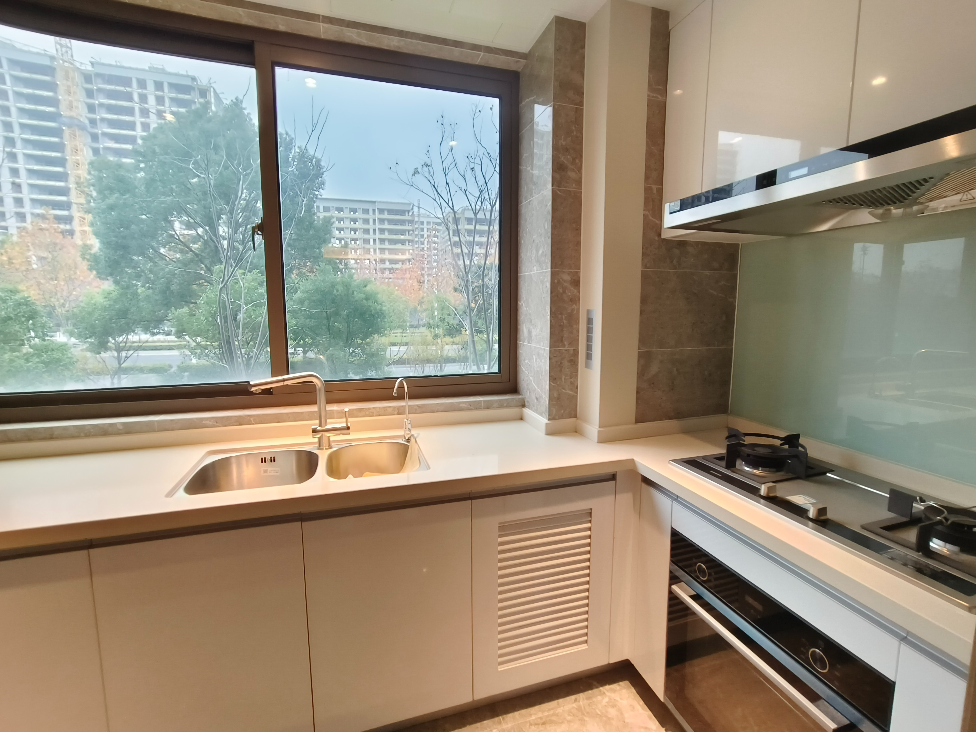仁恒公园世纪 4室2厅2卫 150m&sup2;