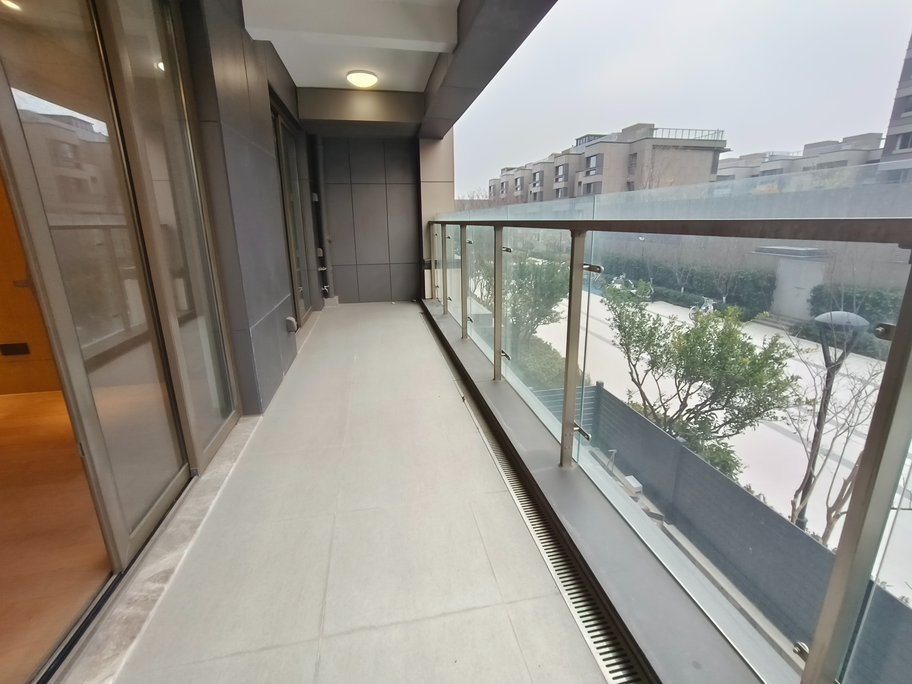 仁恒公园世纪 4室2厅2卫 150m²