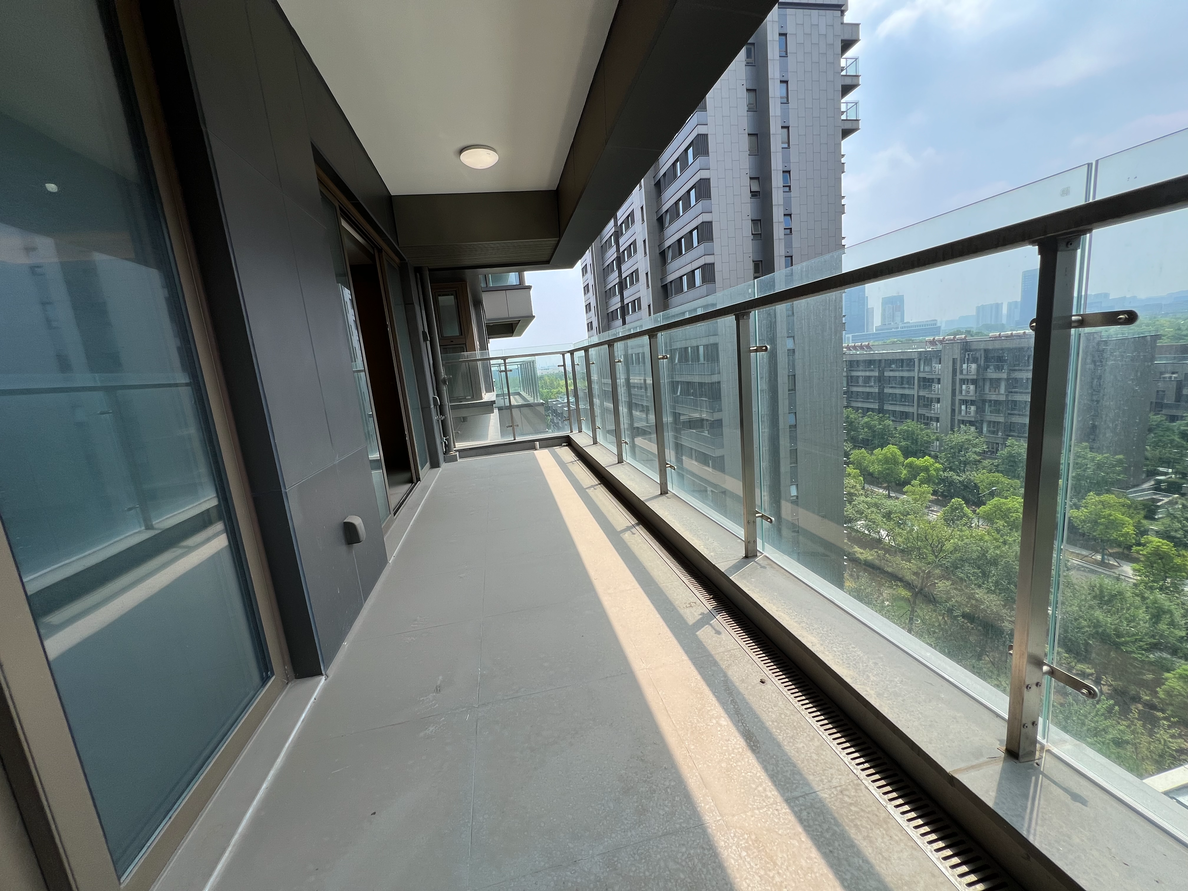 仁恒公园世纪 3室2厅2卫 156.33m²