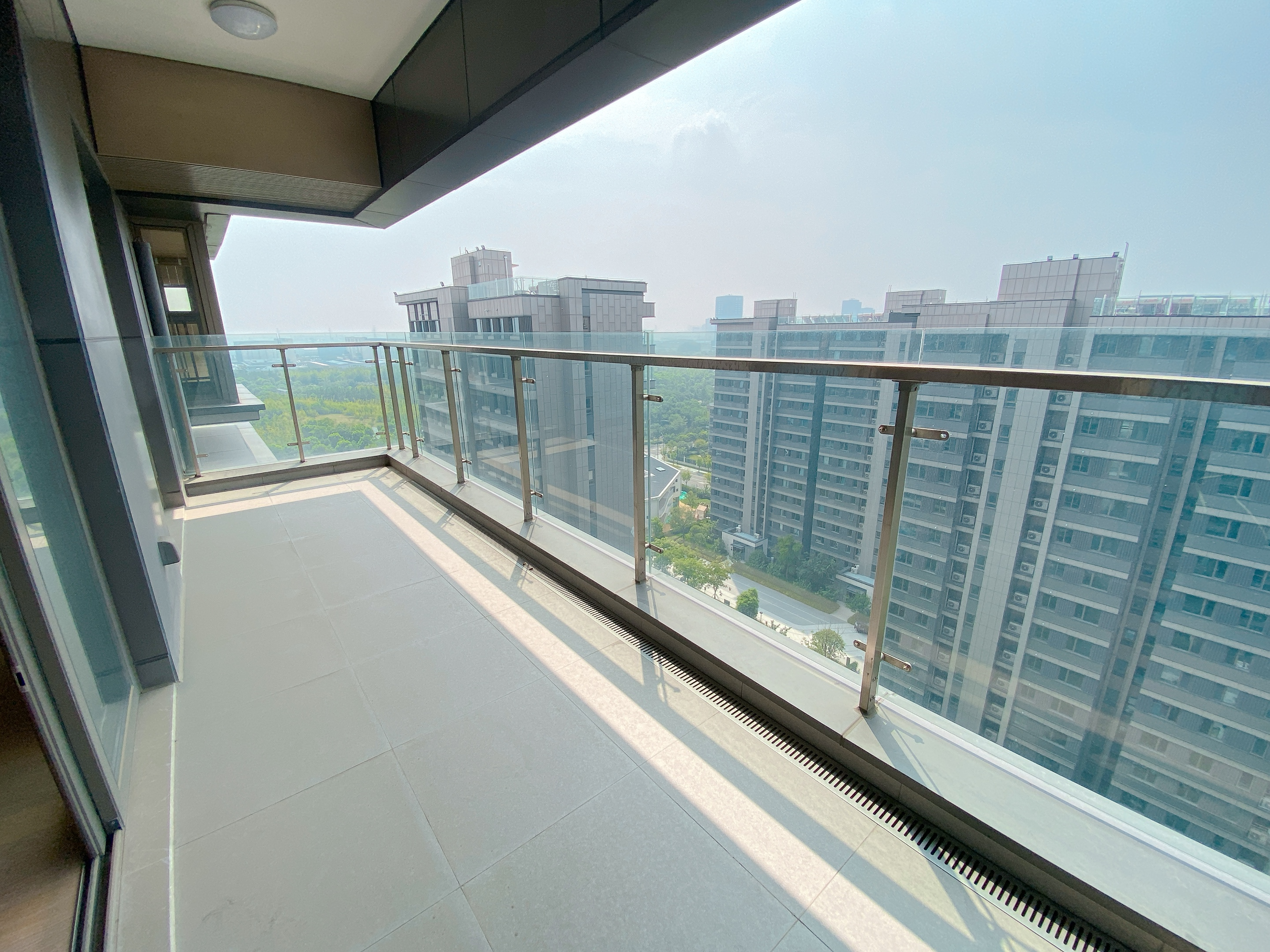 仁恒公园世纪 3室2厅2卫 156.04m²