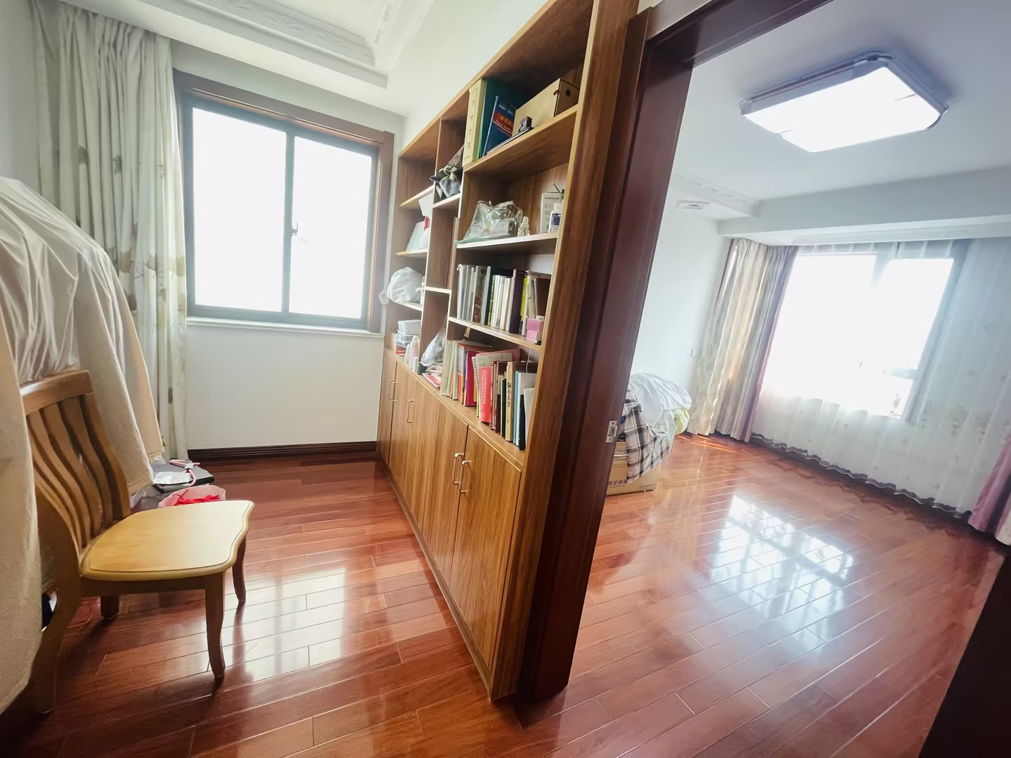 万通城 3室2厅1卫 102m&sup2;