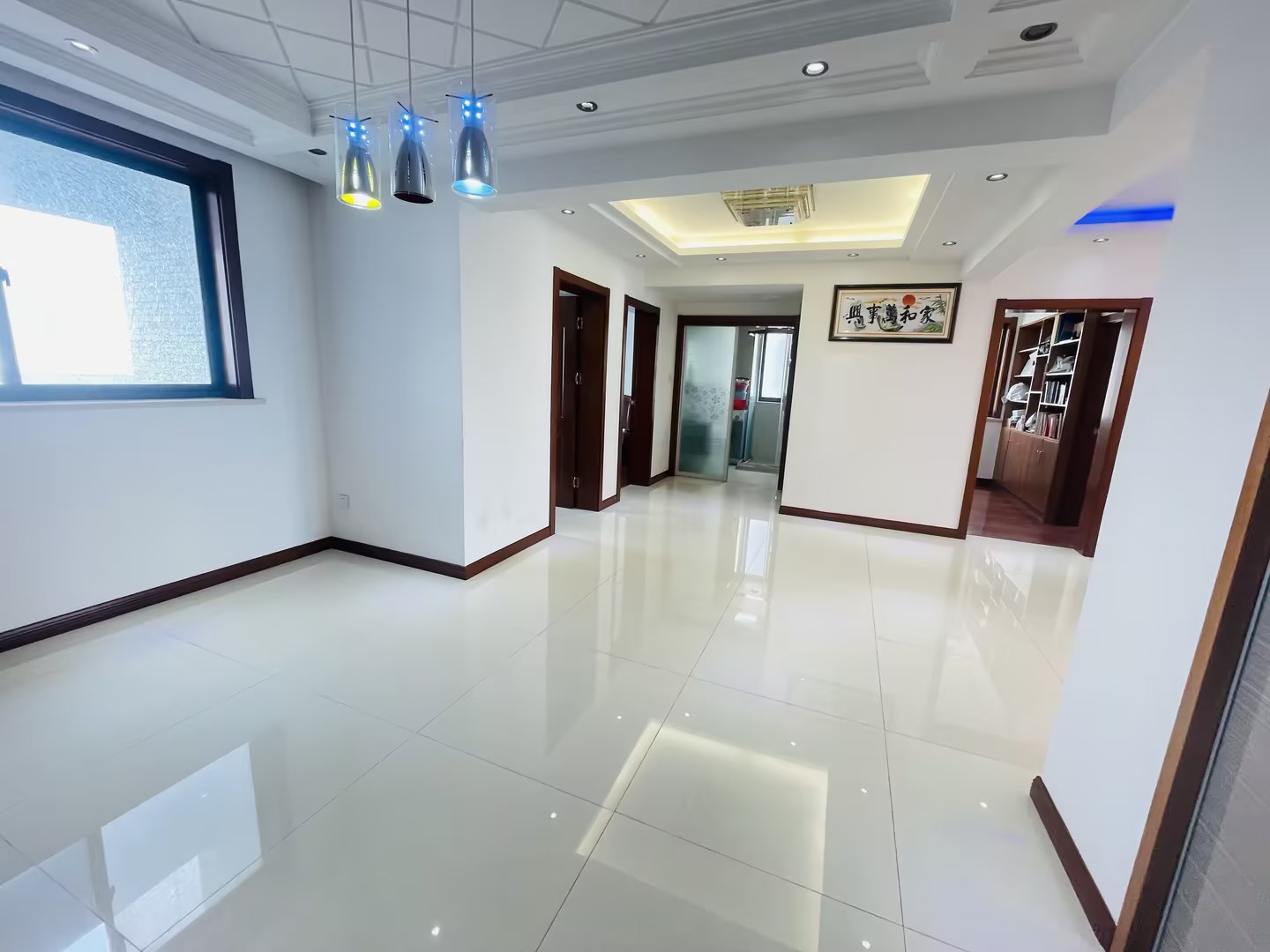 万通城 3室2厅1卫 102m²