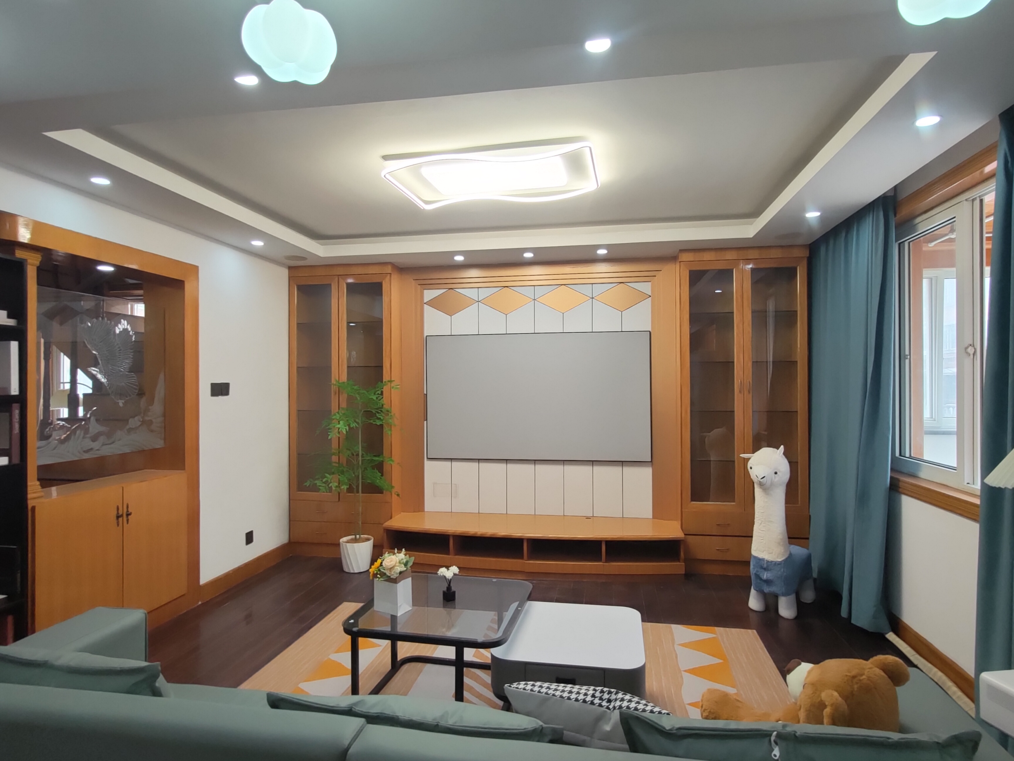 恒基花苑 4室3厅3卫 200m&sup2;
