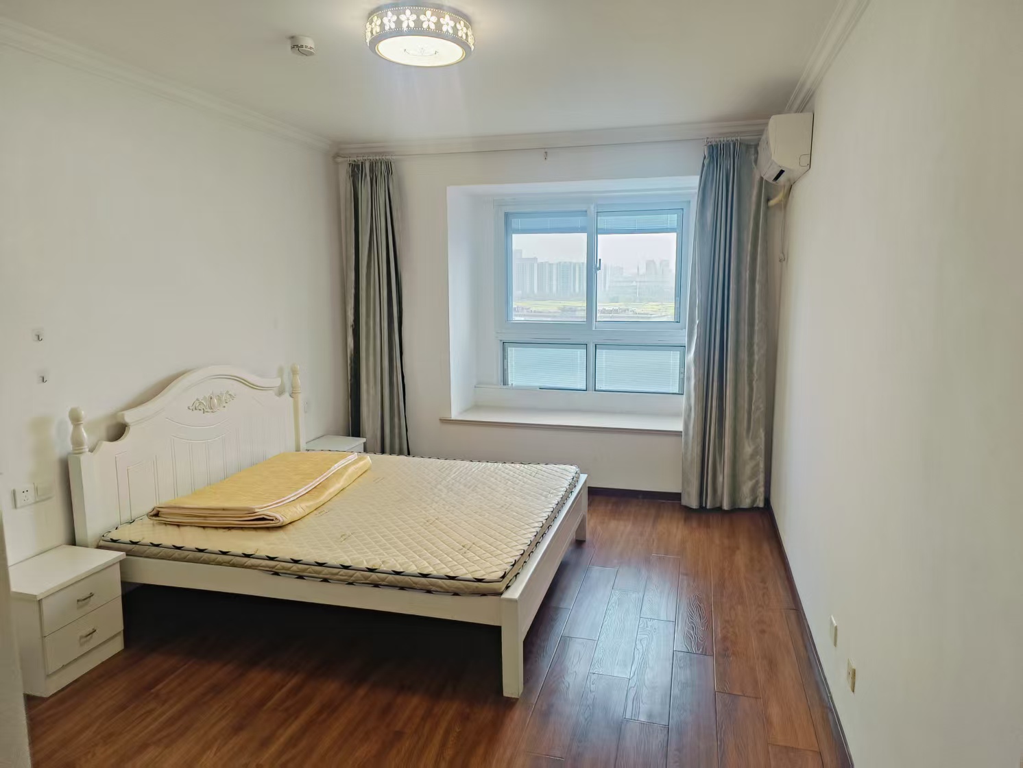 新城香溢紫郡 4室2厅1卫 138m²