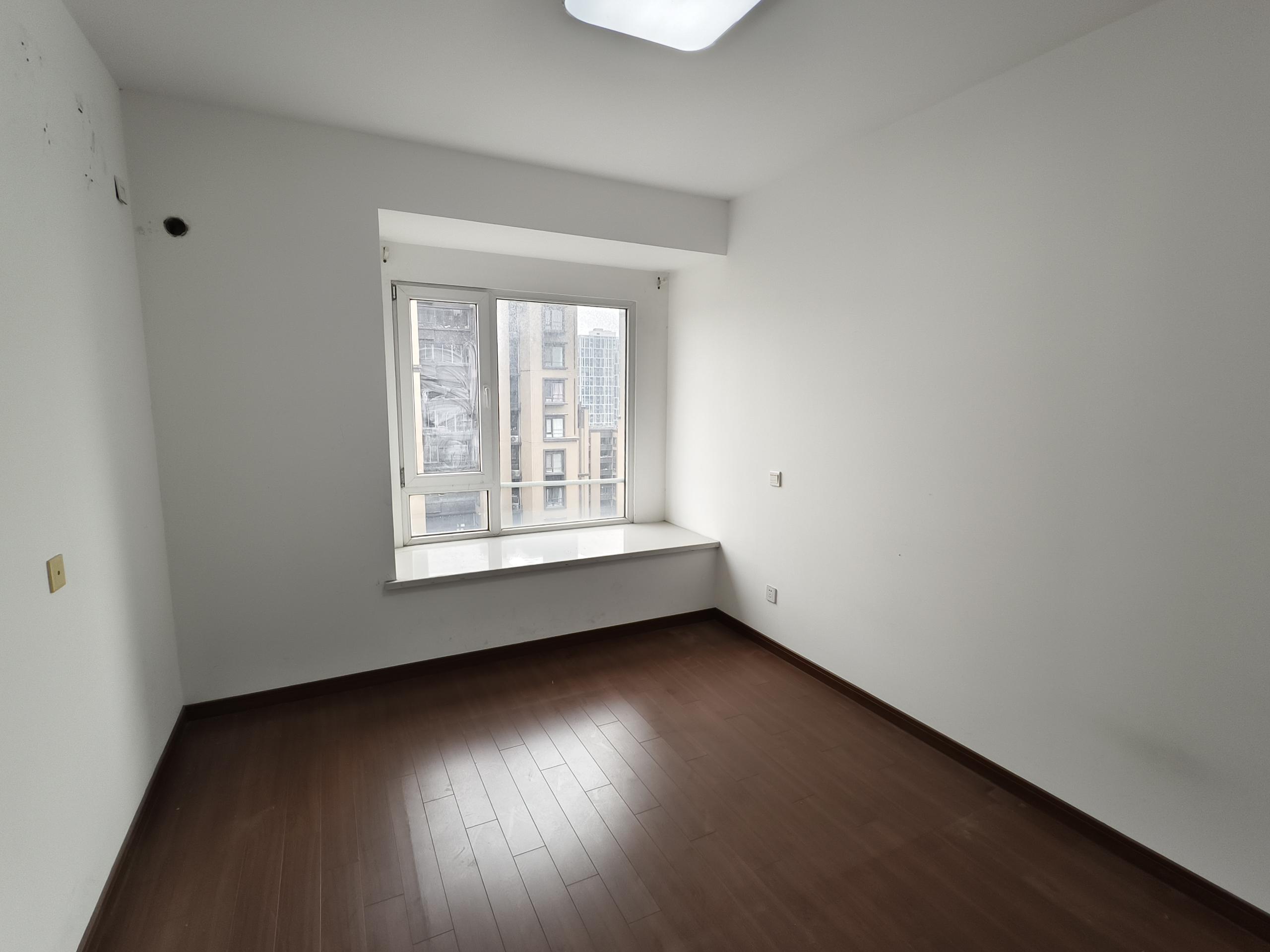 万科金域蓝湾 3室2厅2卫 138.00m²