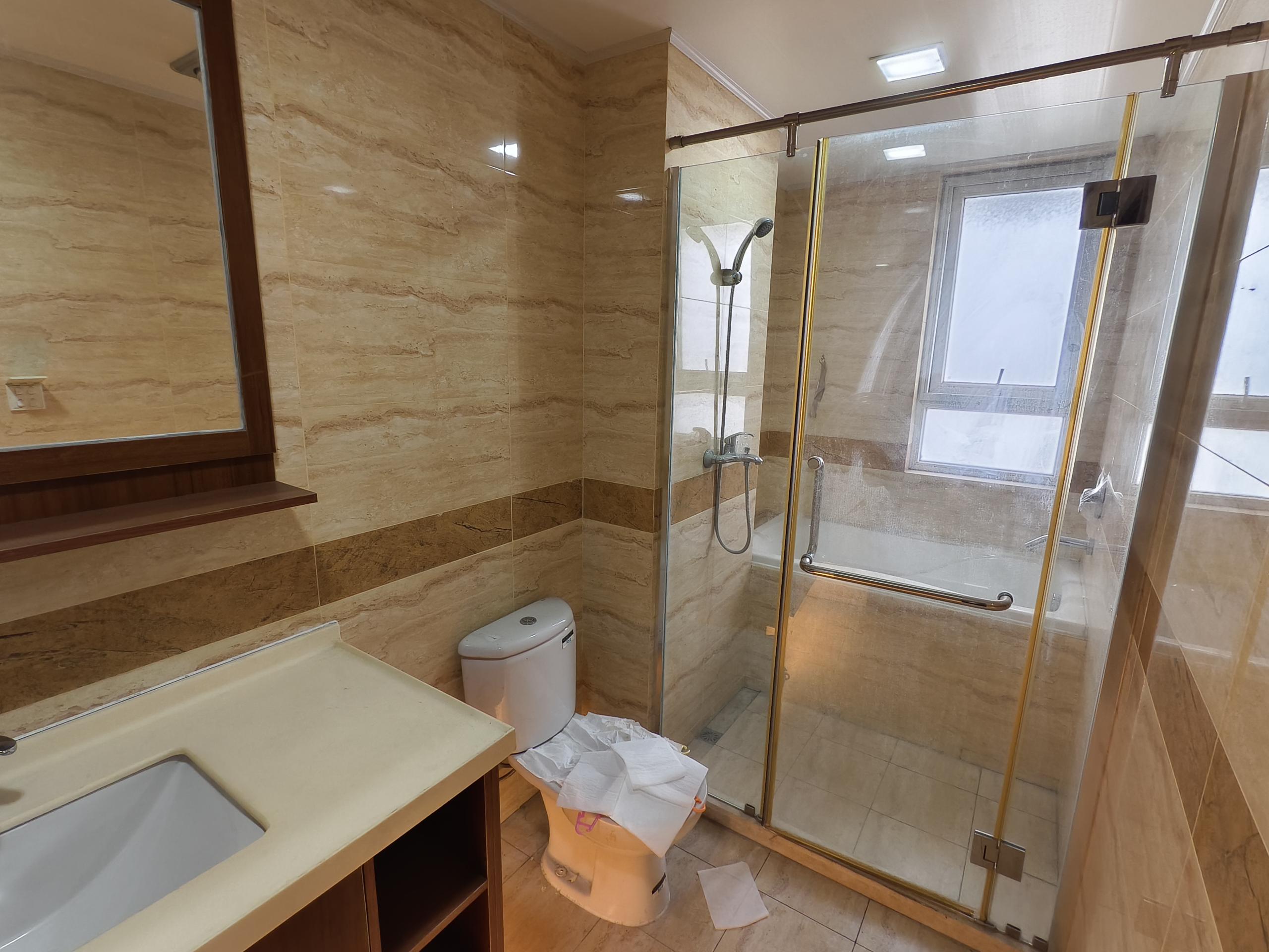 万科金域蓝湾 3室2厅2卫 138.00m²