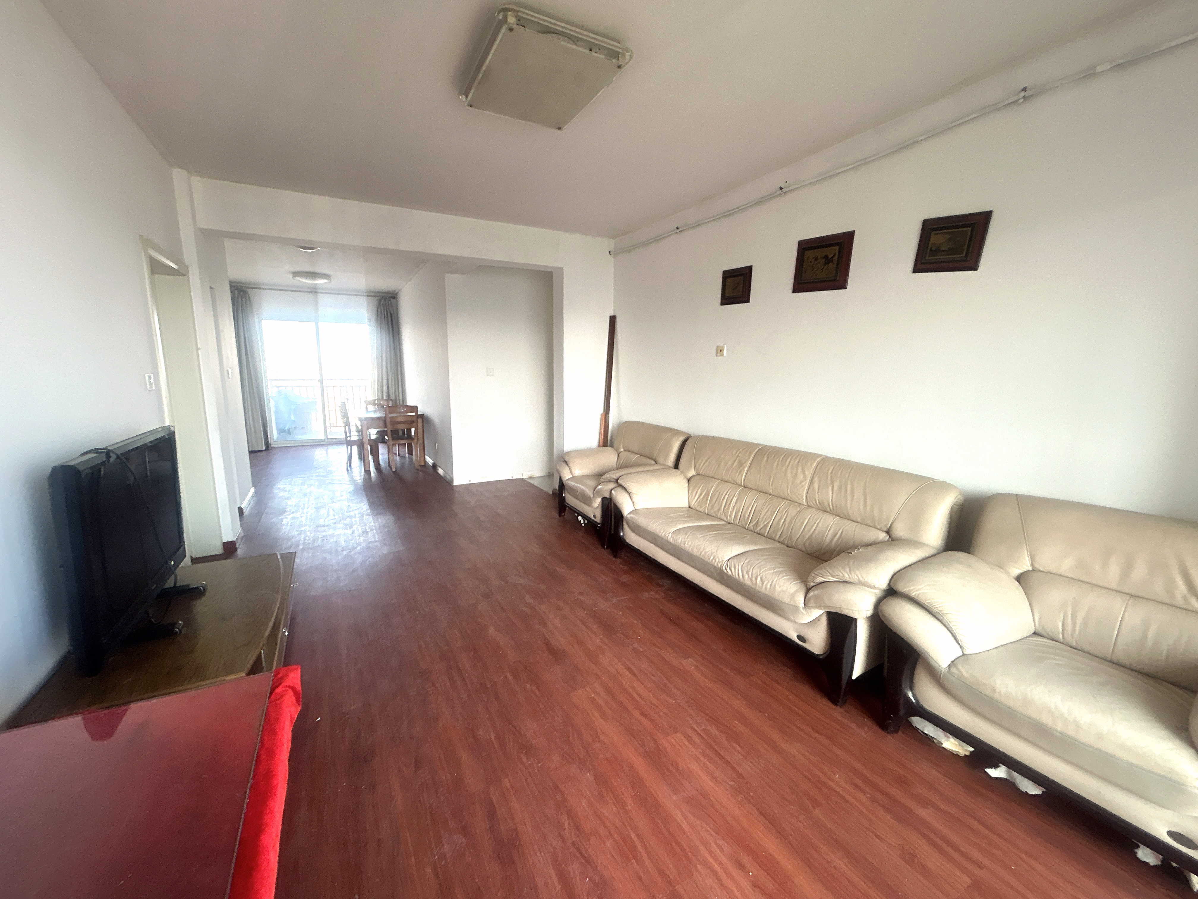 尚海城 3室厅卫 121m&sup2;