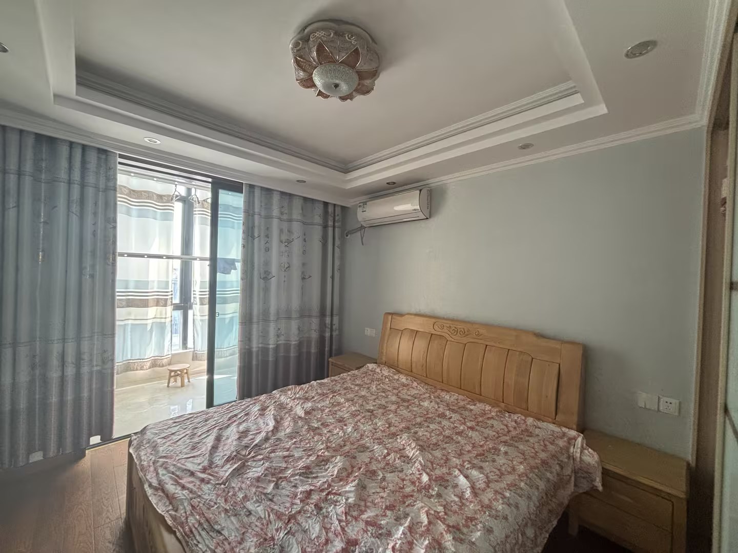 融悦华庭 3室2厅2卫 129m²