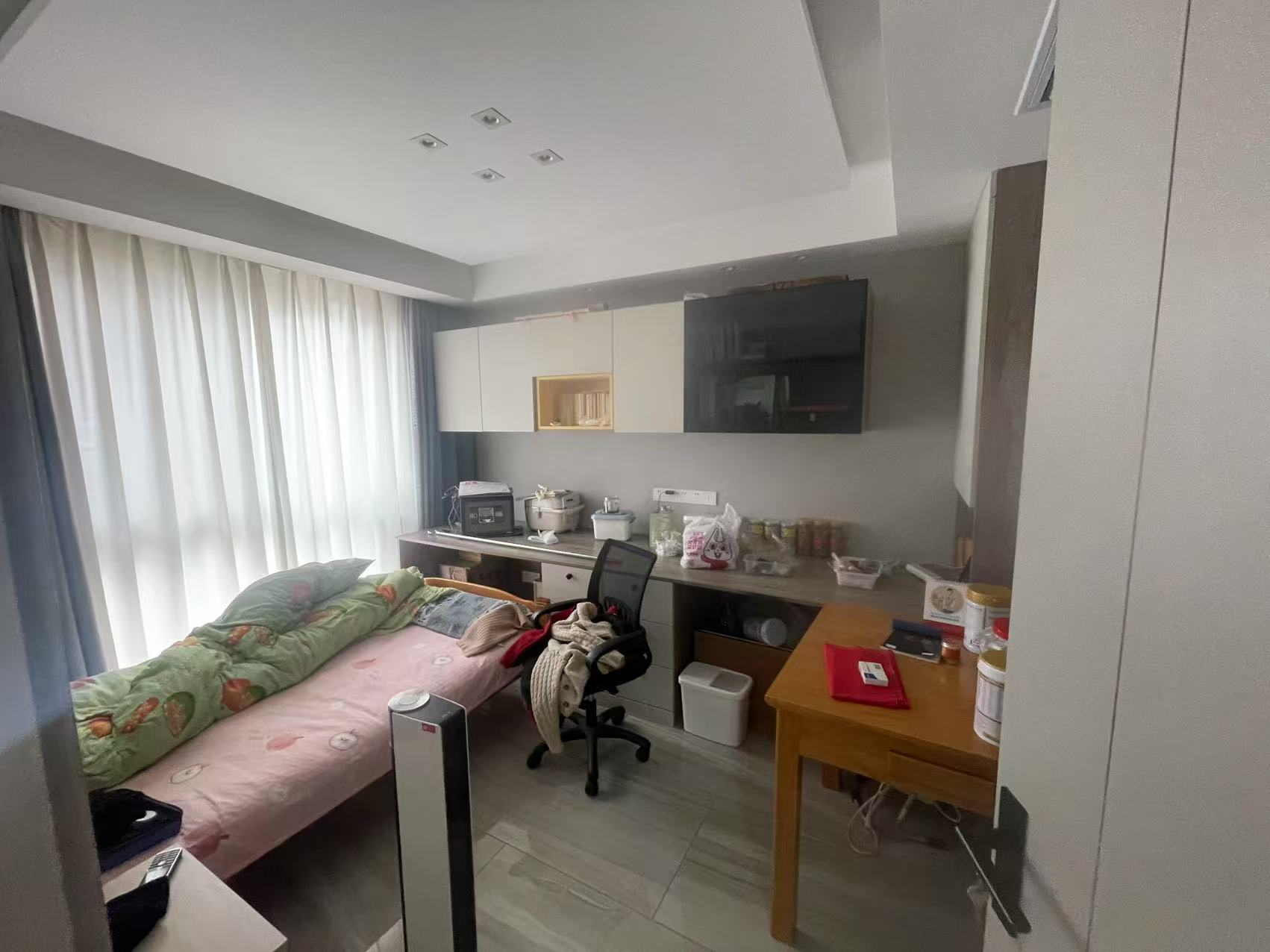 湖畔天下 4室2厅2卫 150.1m&sup2;