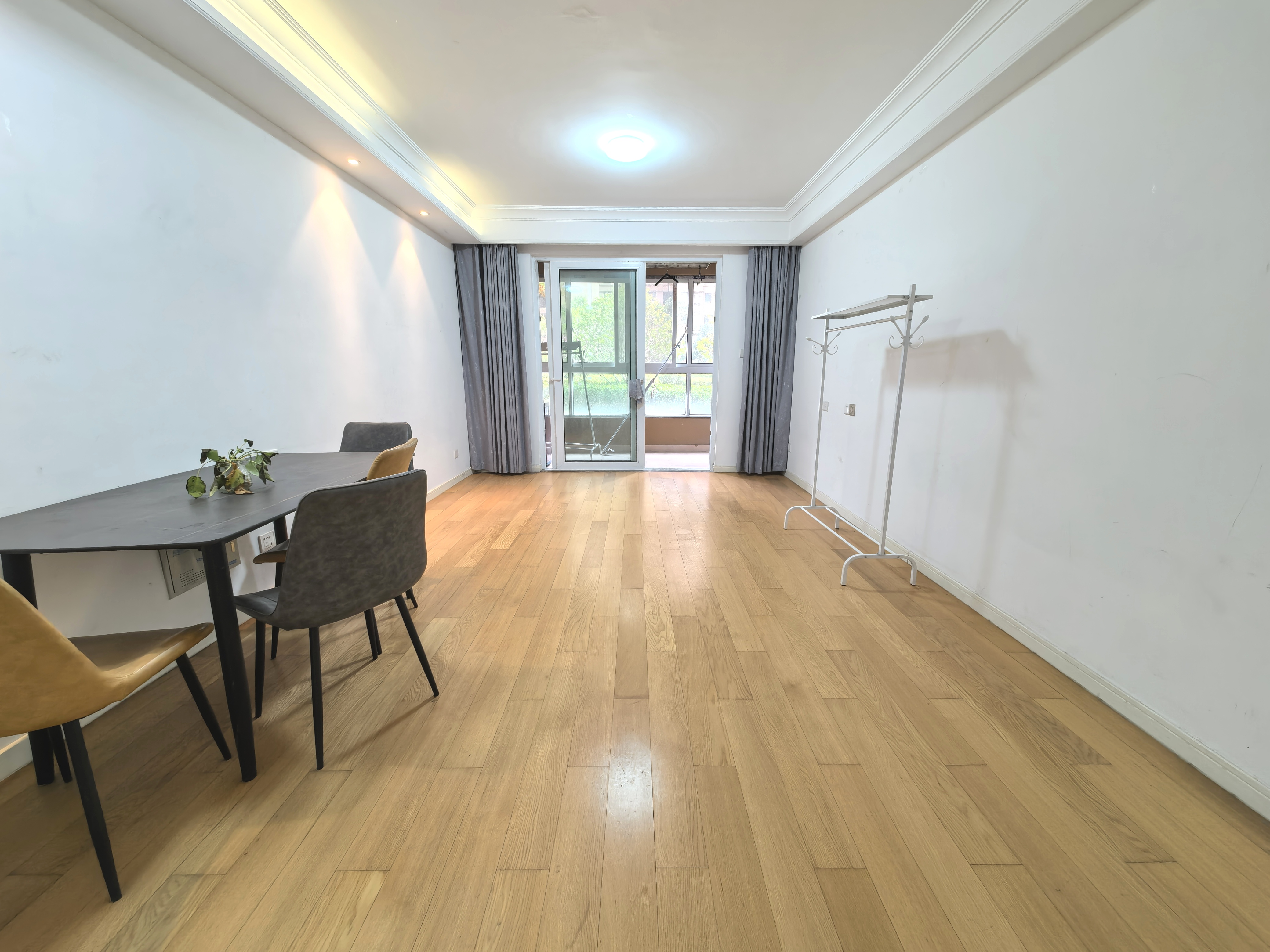 中海碧林湾 3室2厅2卫 108m²