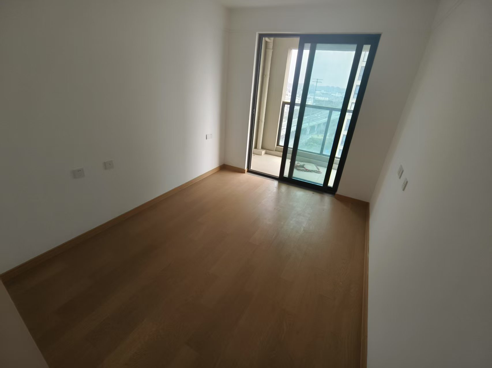 时光漫城 3室2厅2卫 125.00m²