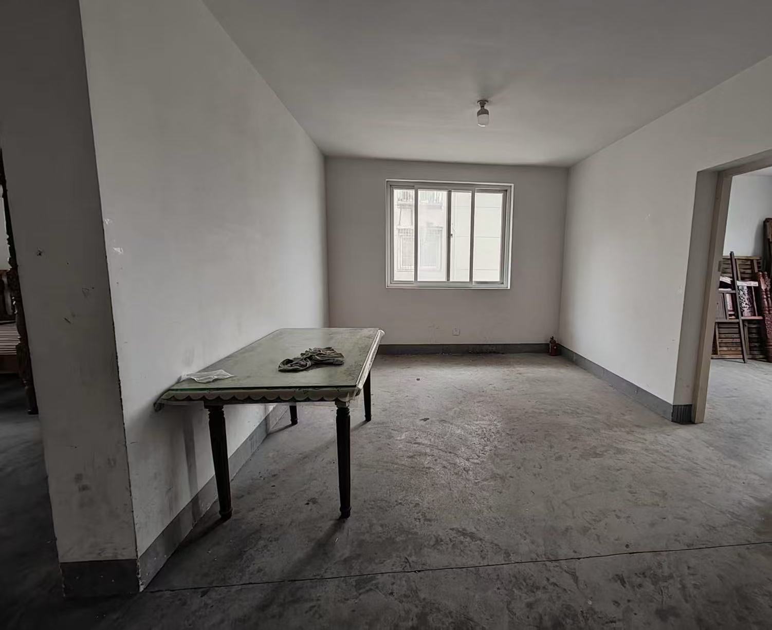 永和佳苑东区 3室2厅1卫 98m²