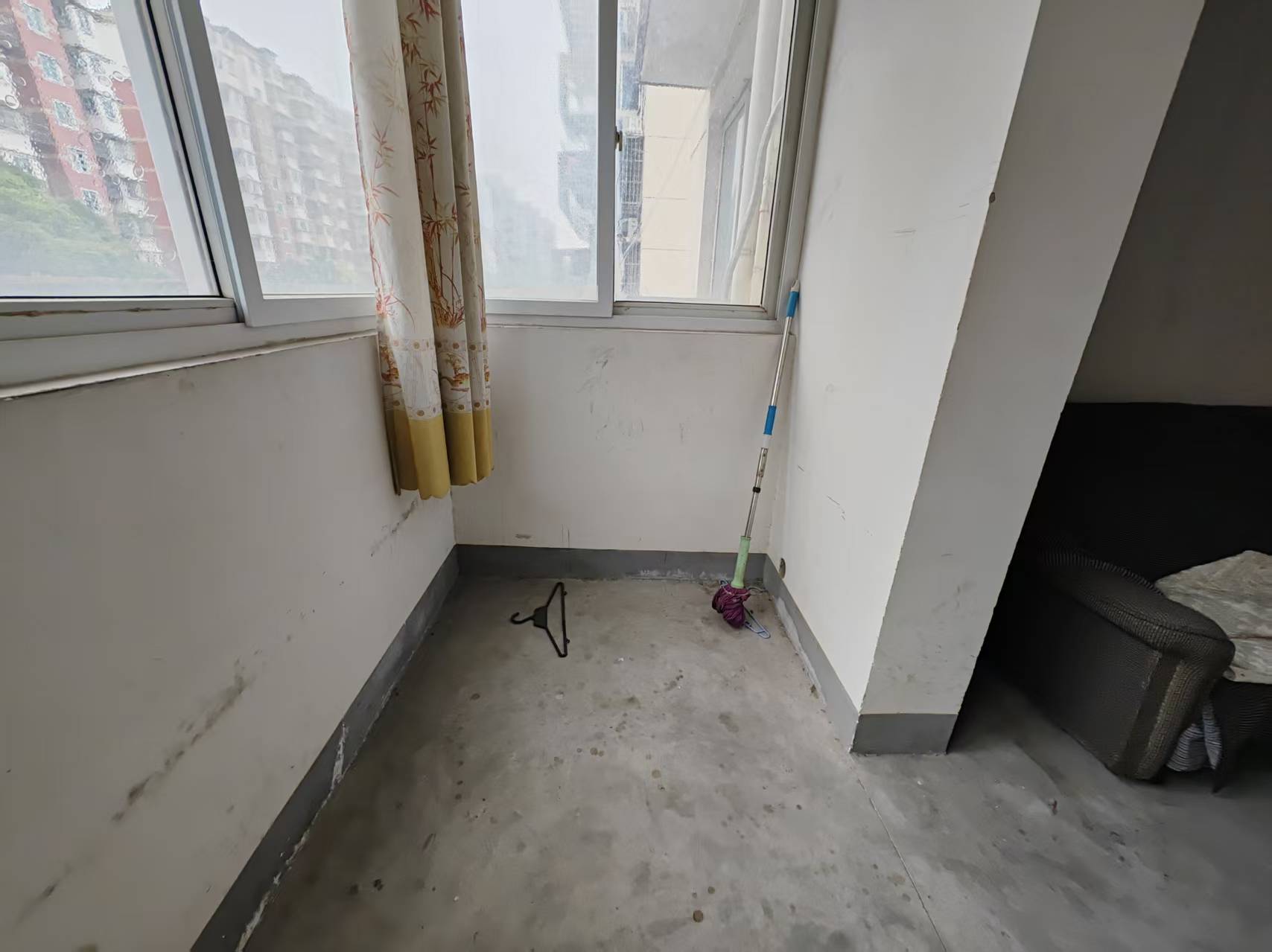 永和佳苑东区 2室1厅1卫 98m²