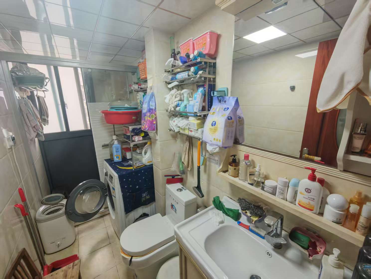 易家桥新村 3室1厅1卫 72m²