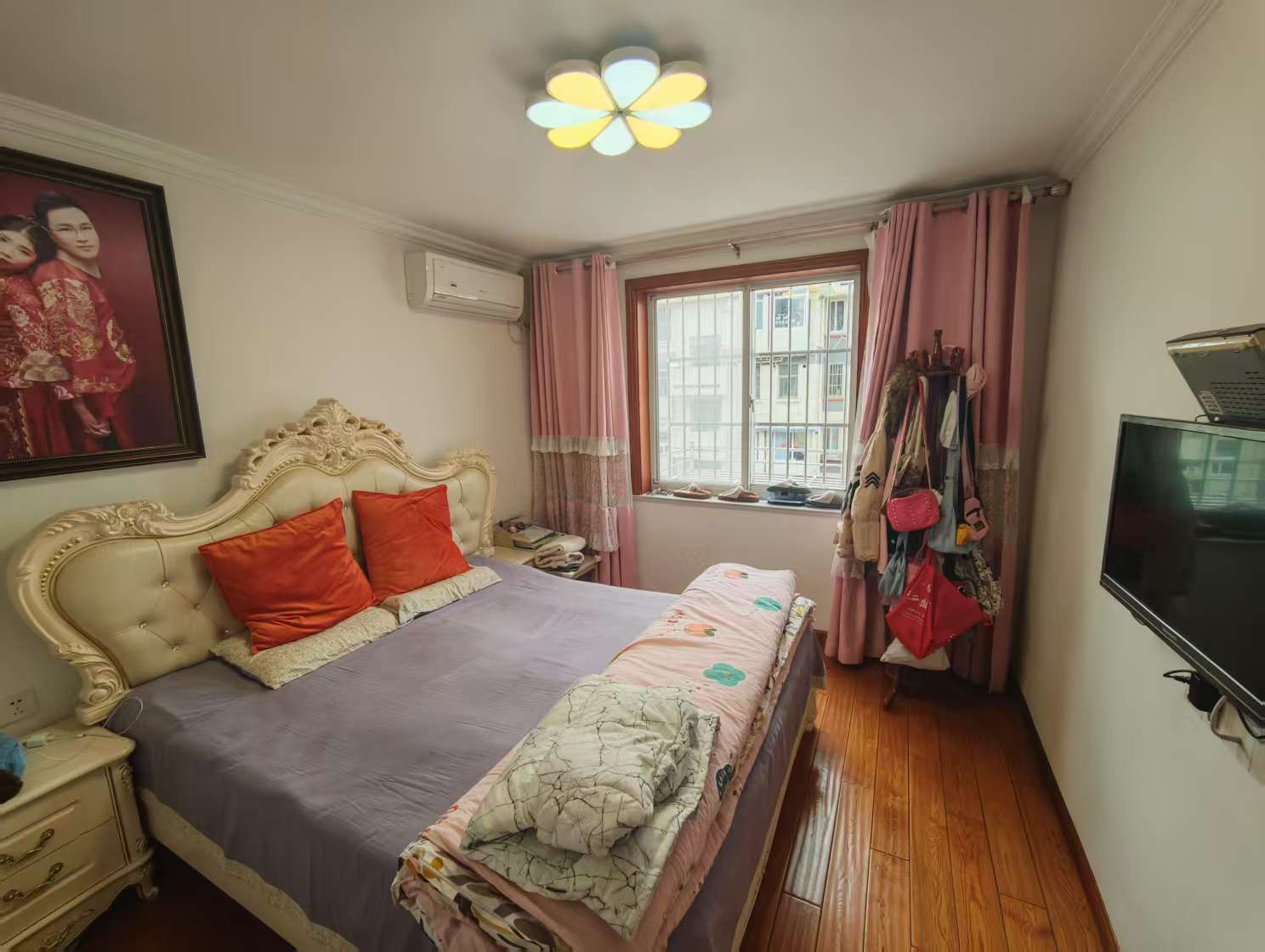 易家桥新村 3室1厅1卫 72m²