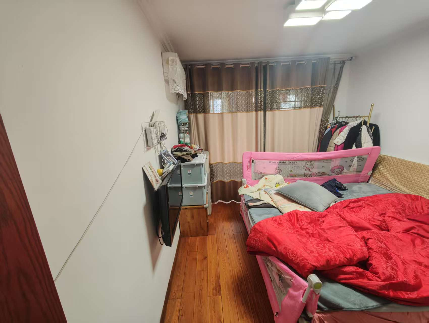 易家桥新村 3室1厅1卫 72m²
