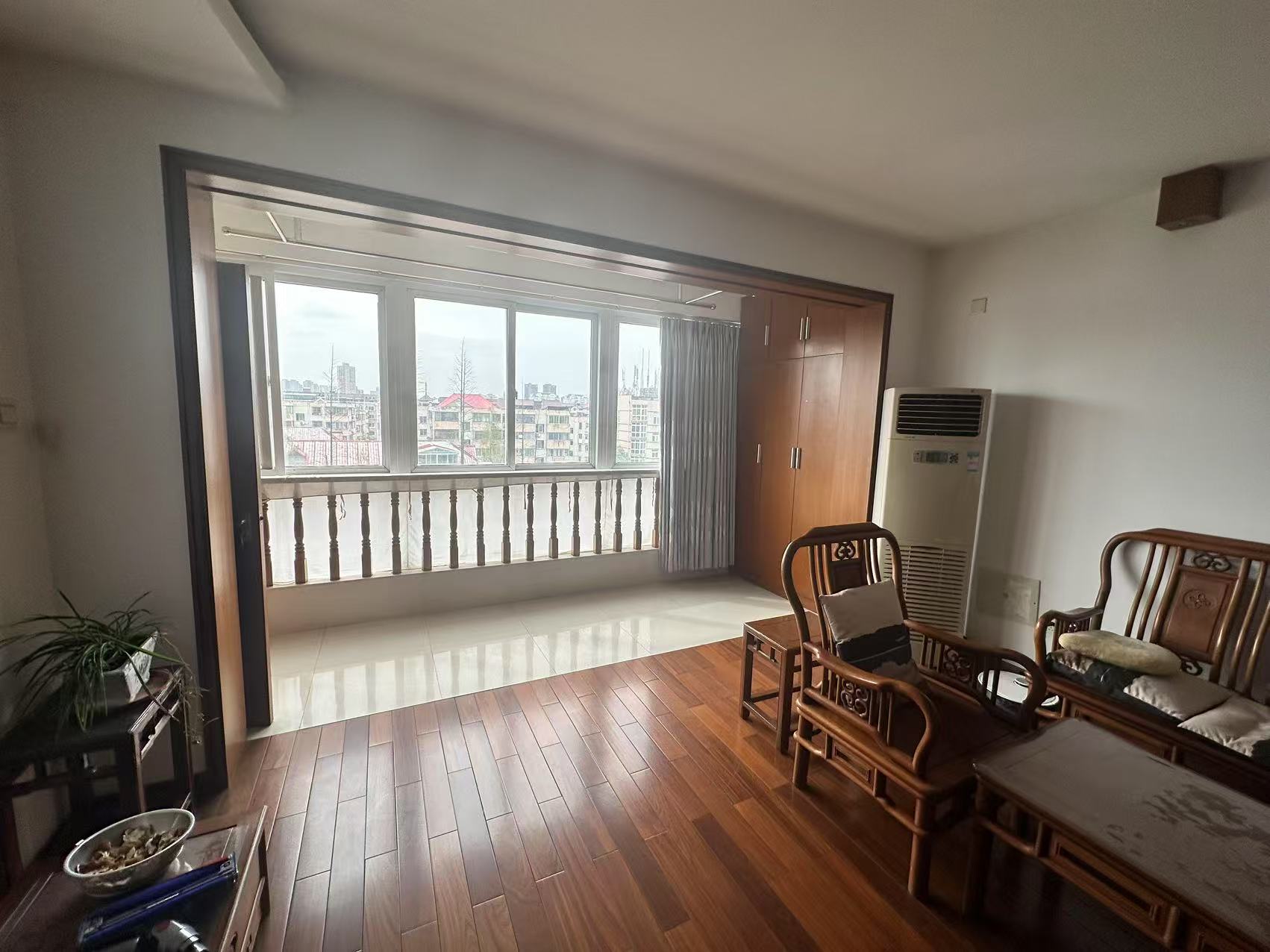 南园路17号院 4室2厅1卫 171.54m&sup2;