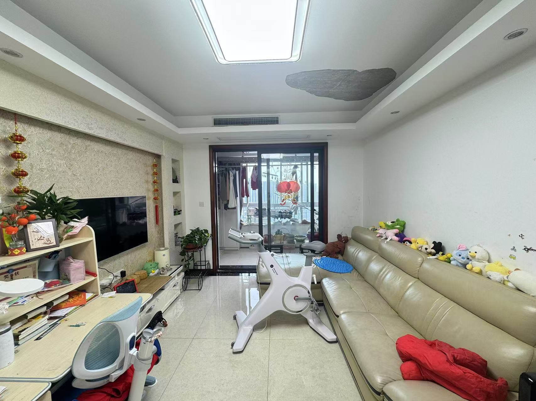 保利香槟国际 2室2厅1卫 99.00m&sup2;