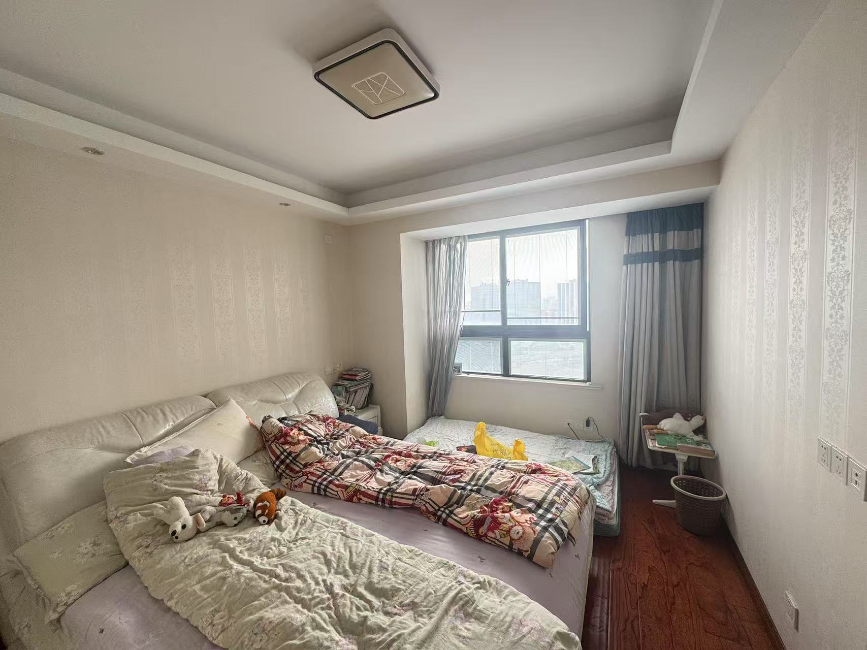 保利香槟国际 2室2厅1卫 99.00m&sup2;