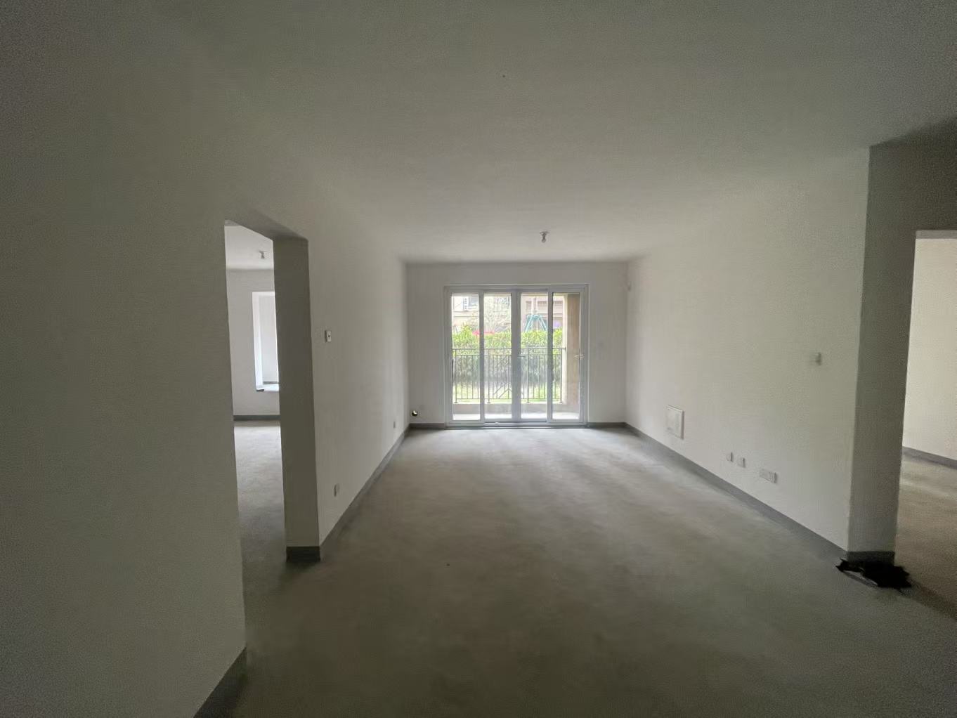 金地繁茂里 3室2厅2卫 116.75m²