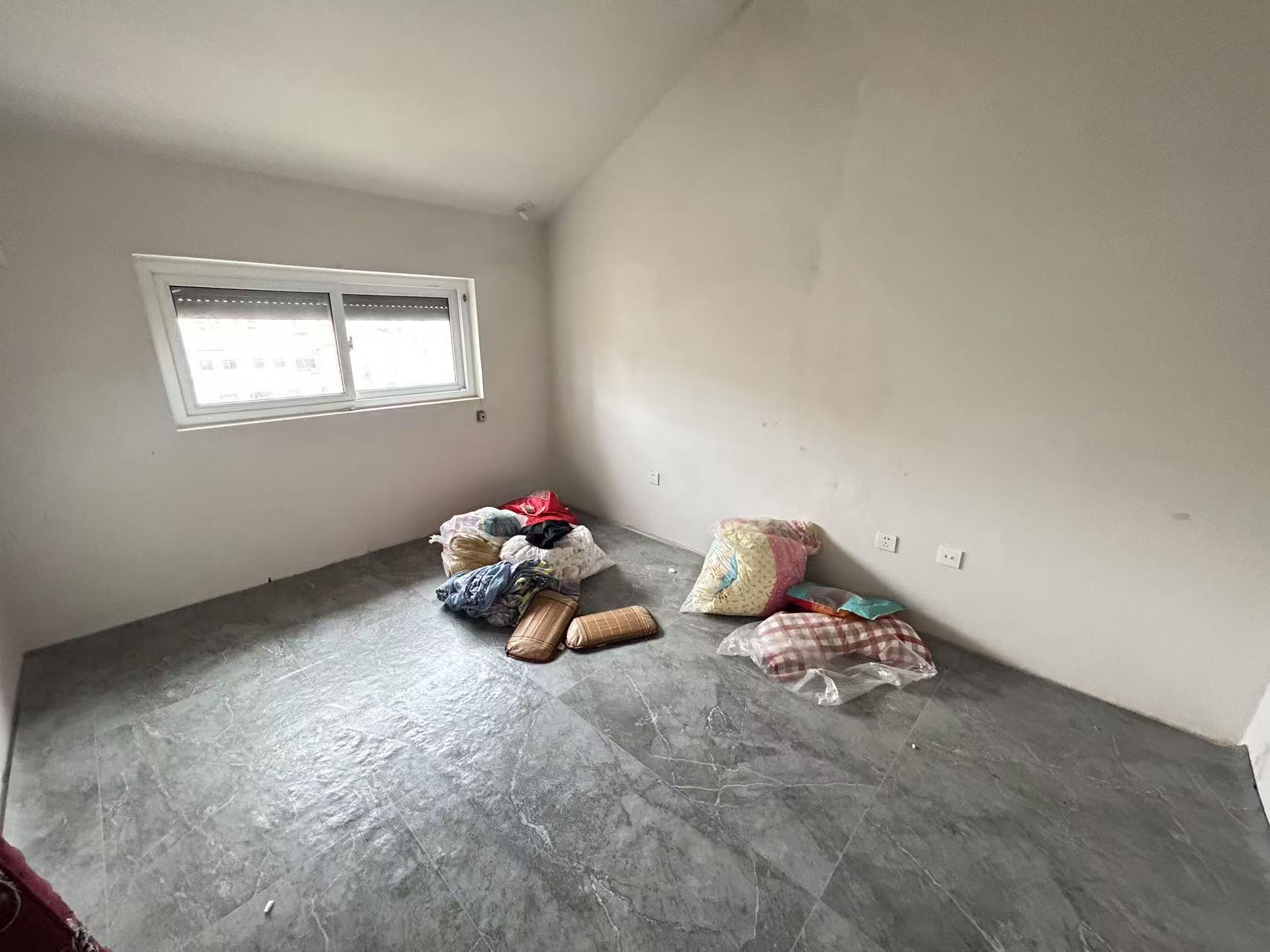 祥麟铭苑 3室2厅2卫 120m²