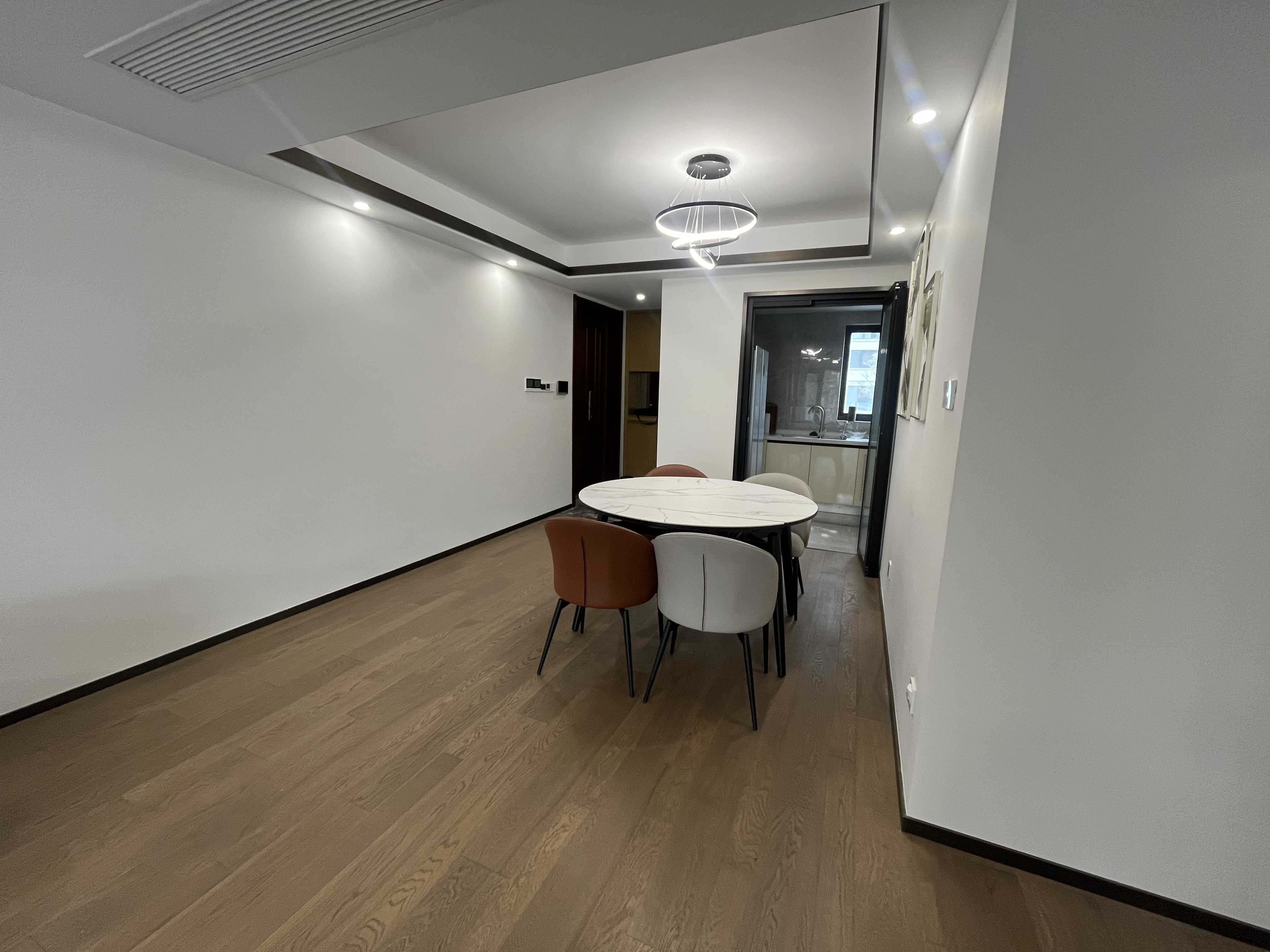 远创东樾 4室2厅2卫 133.59m&sup2;