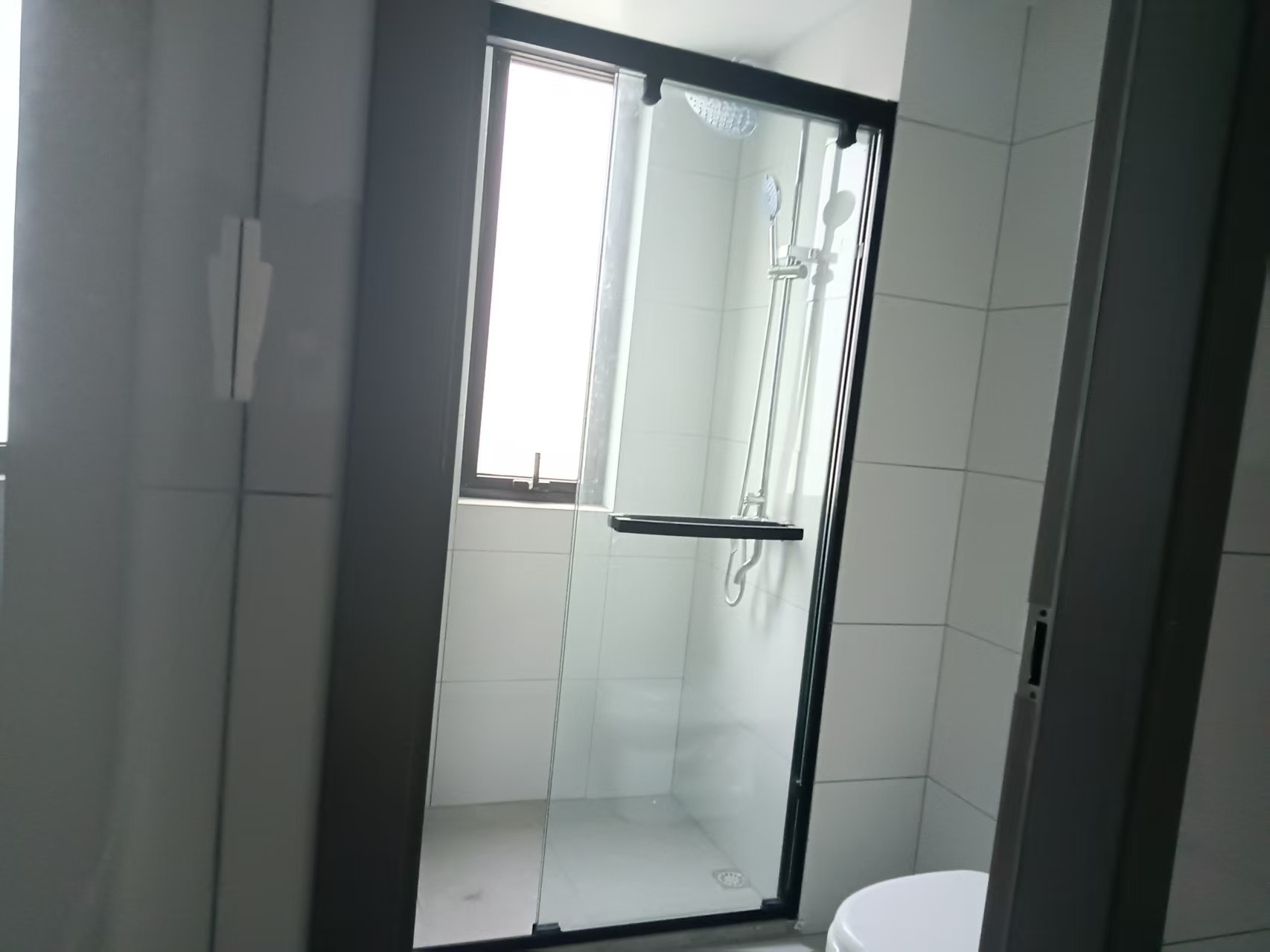 绿地江海图 3室2厅2卫 115m²