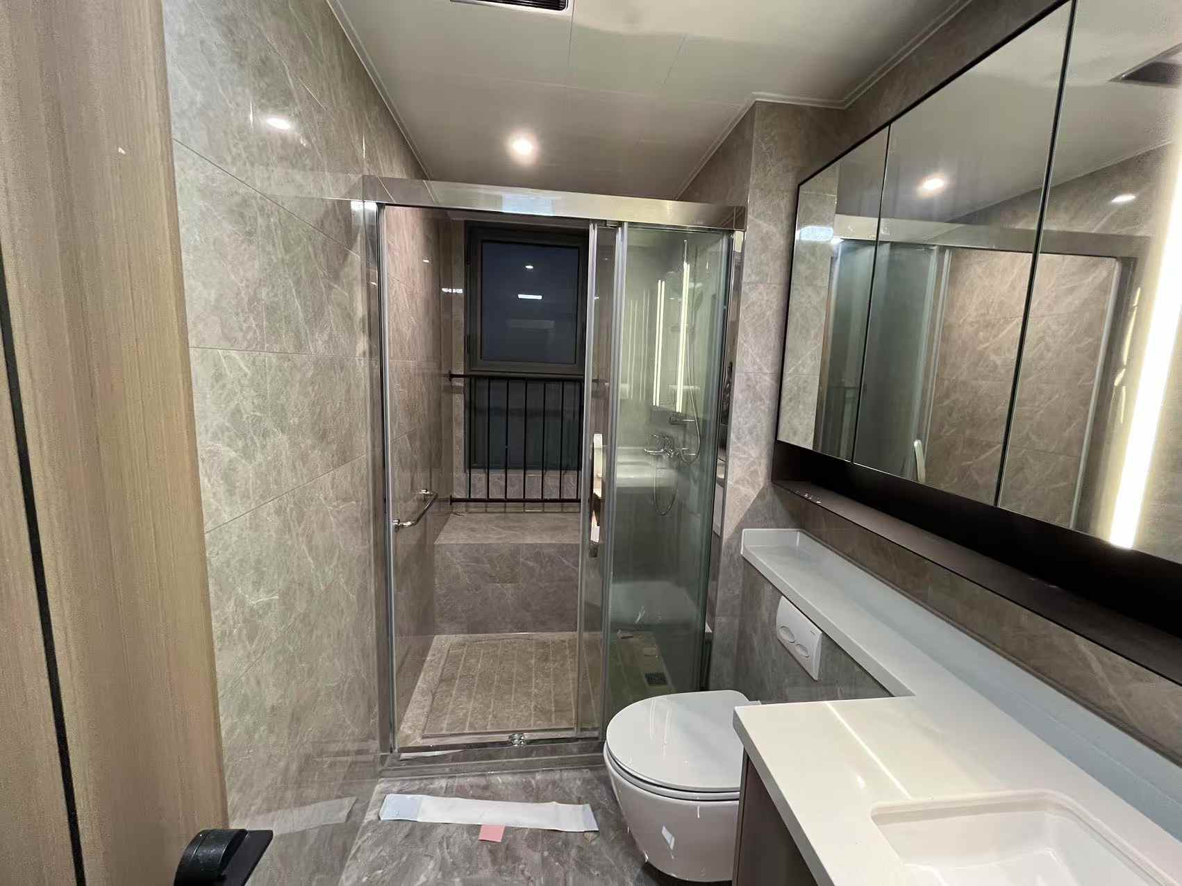 北纬31度 3室2厅2卫 110.00m²