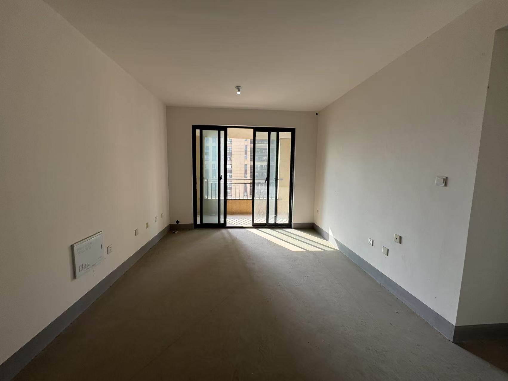 翠园 3室1厅1卫 92m&sup2;