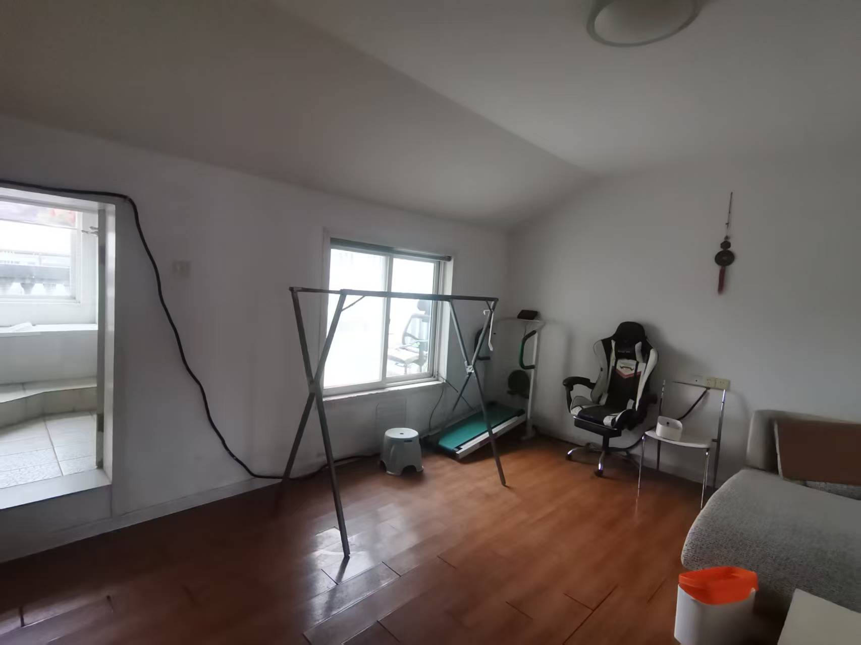五山花苑 4室2厅2卫 90m&sup2;