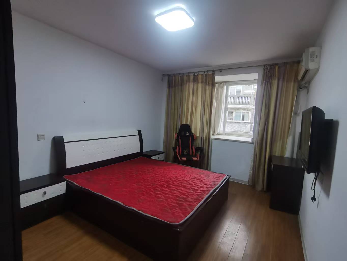 五山花苑 4室2厅2卫 90m&sup2;