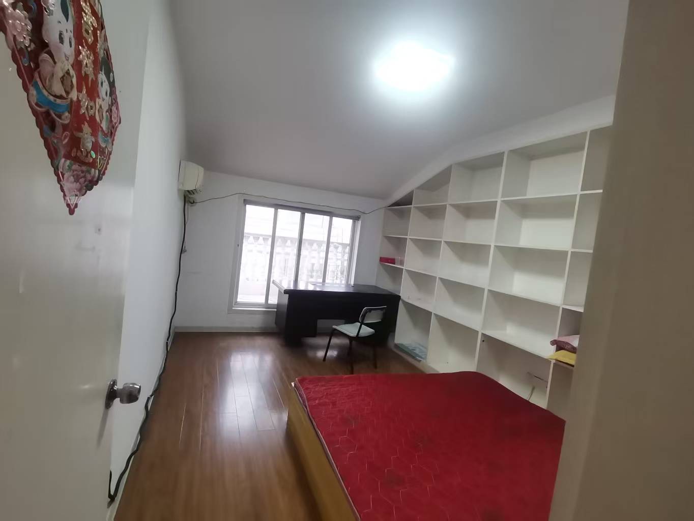 五山花苑 4室2厅2卫 90m&sup2;