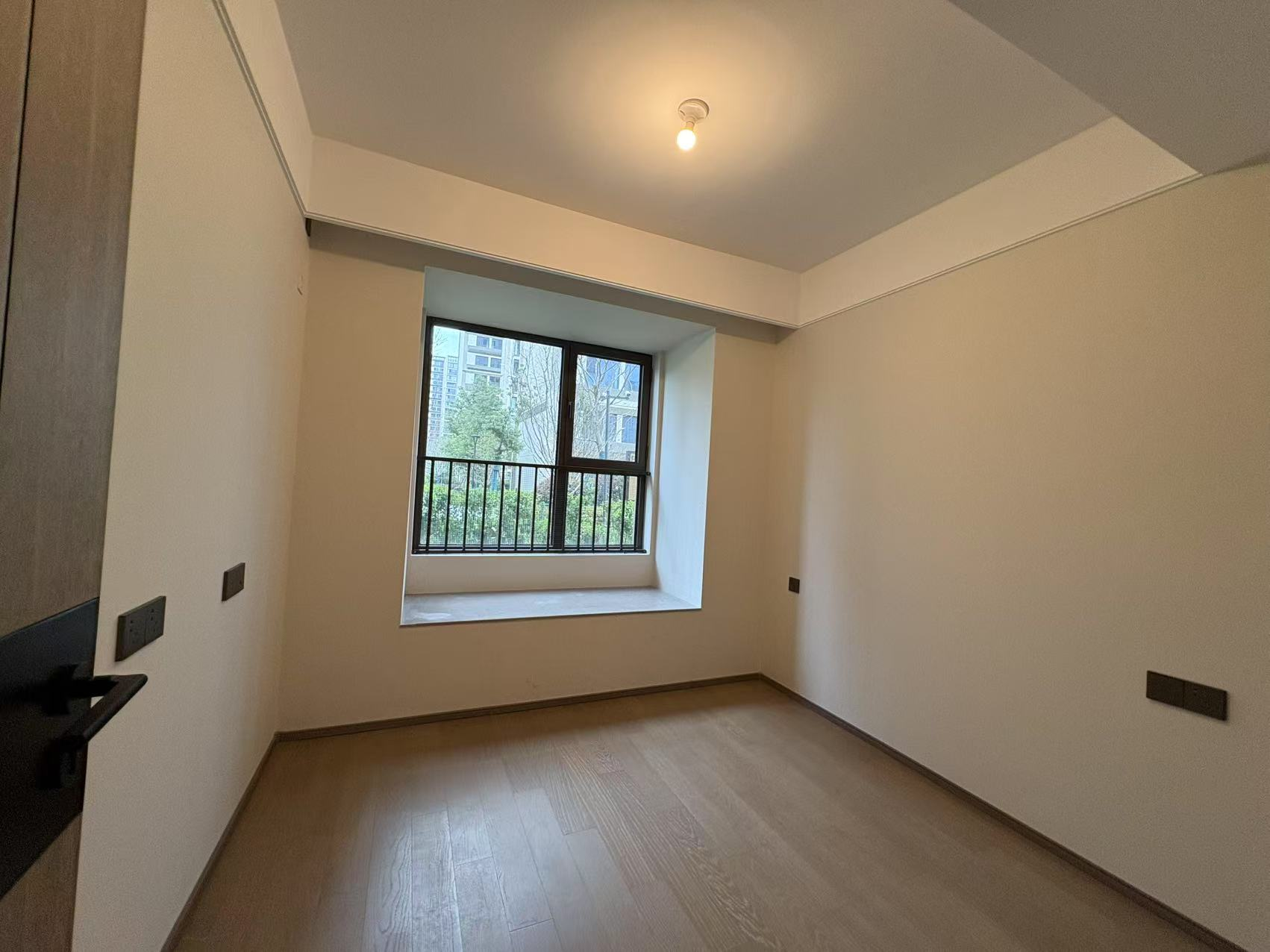 万科·揽境(揽境花苑) 4室2厅2卫 140.2m²