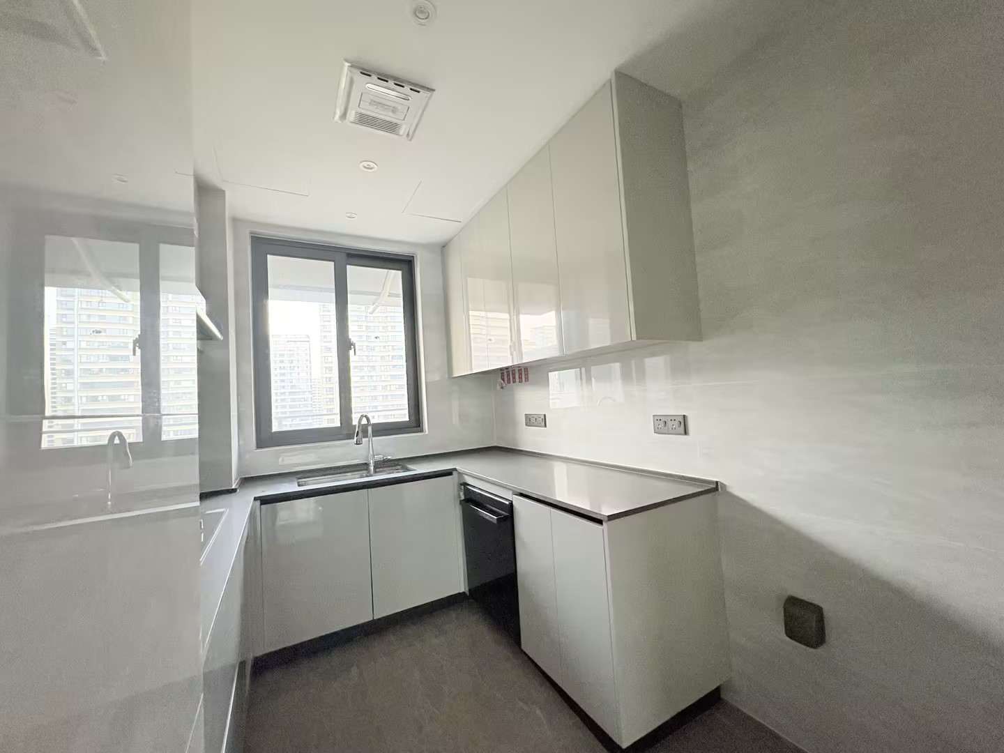 万科方圆 4室2厅2卫 160m&sup2;