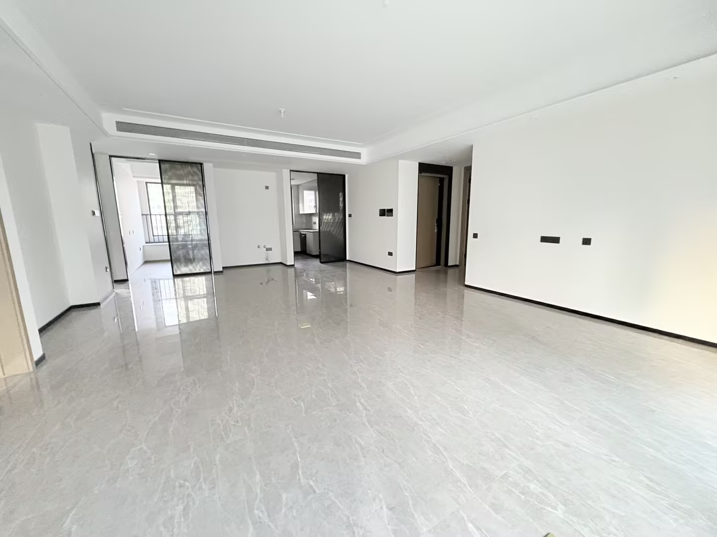 万科方圆 4室2厅2卫 160m&sup2;