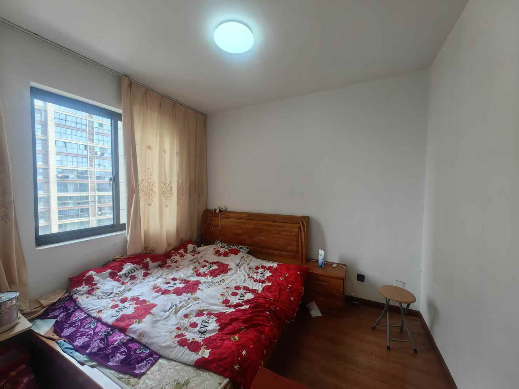 同和嘉苑南区 4室2厅1卫 138.97m²