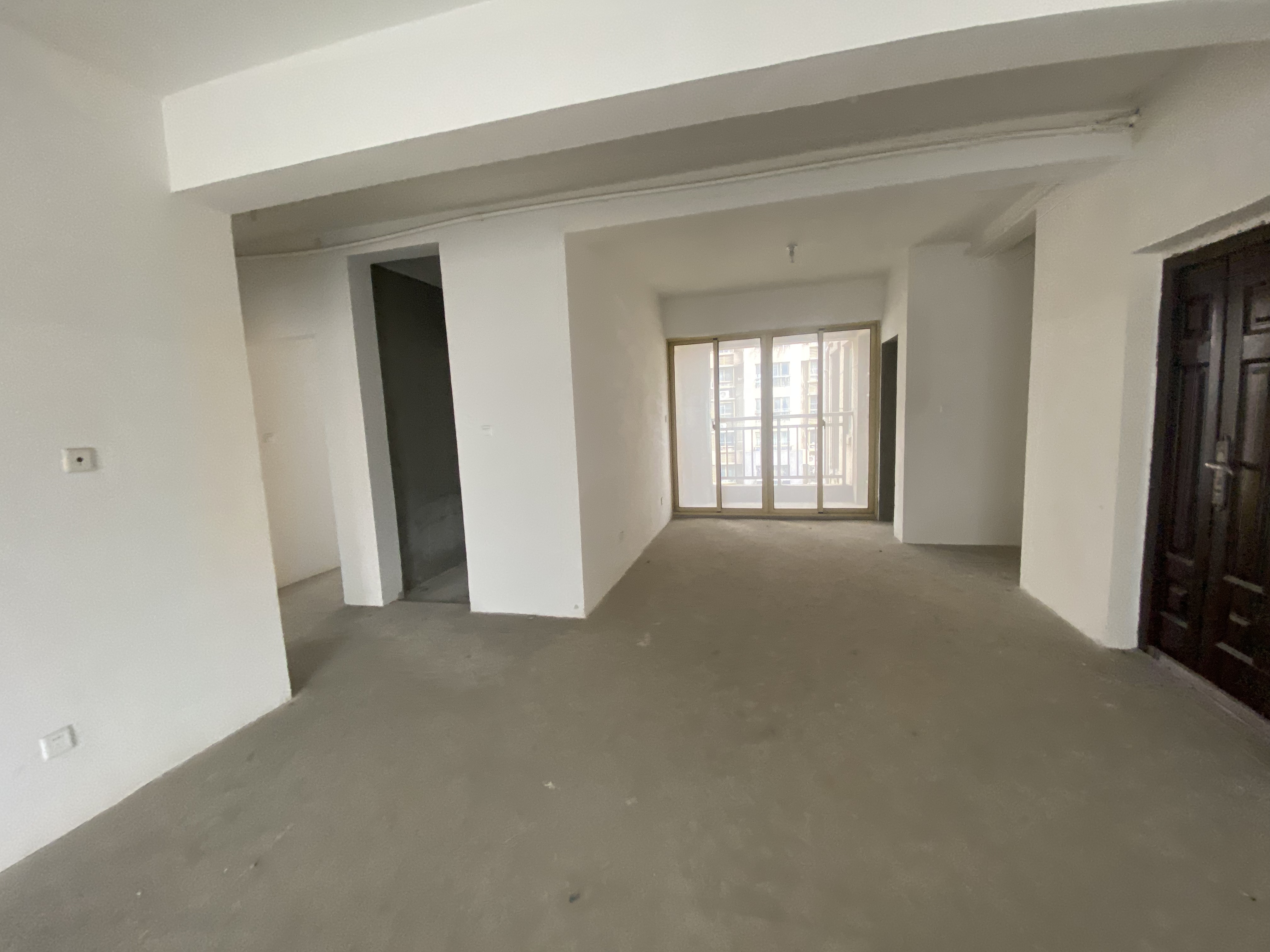 尚海湾 3室2厅2卫 145m²
