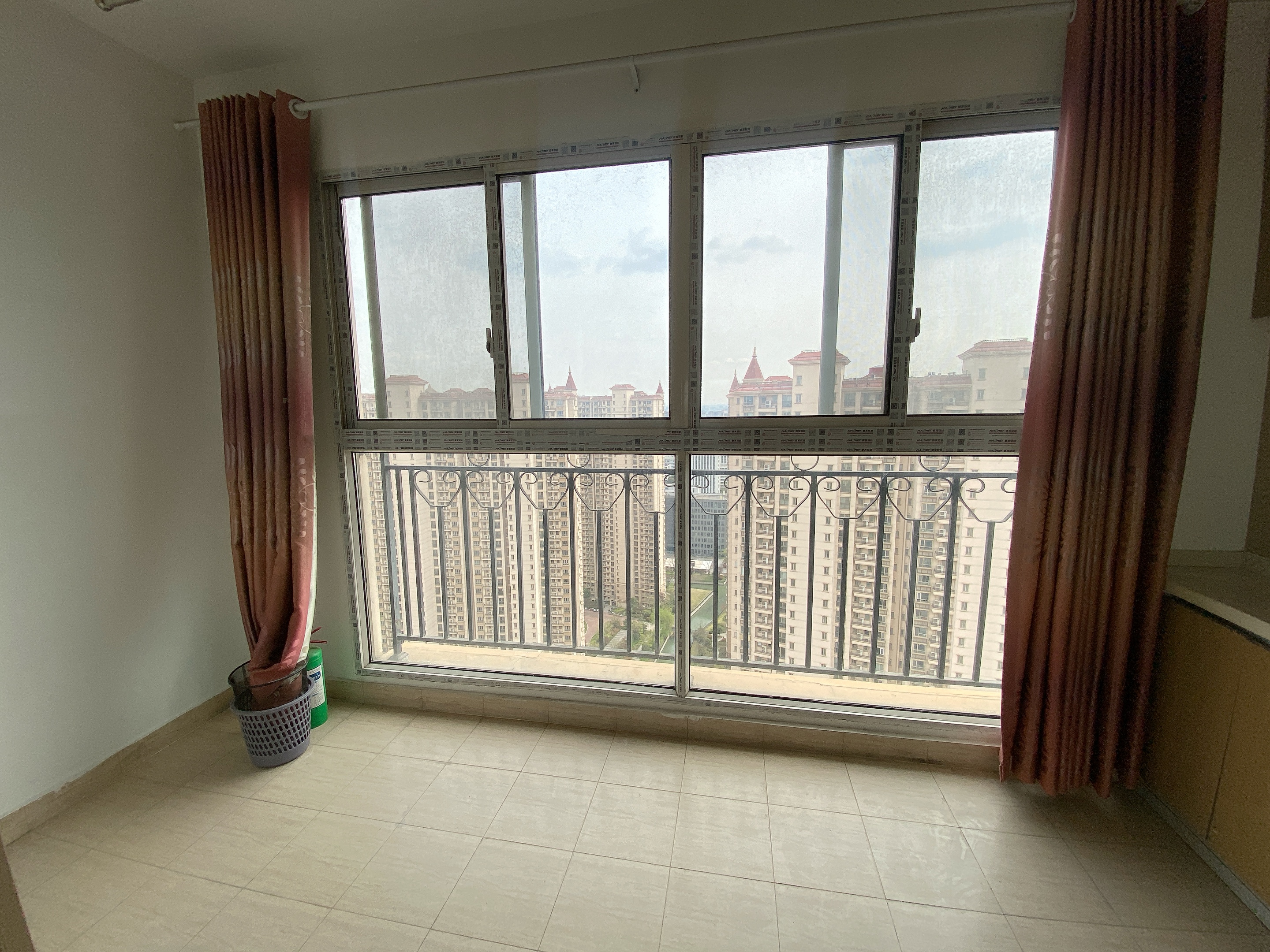 中南世纪花城三期 4室2厅2卫 165.9m&sup2;