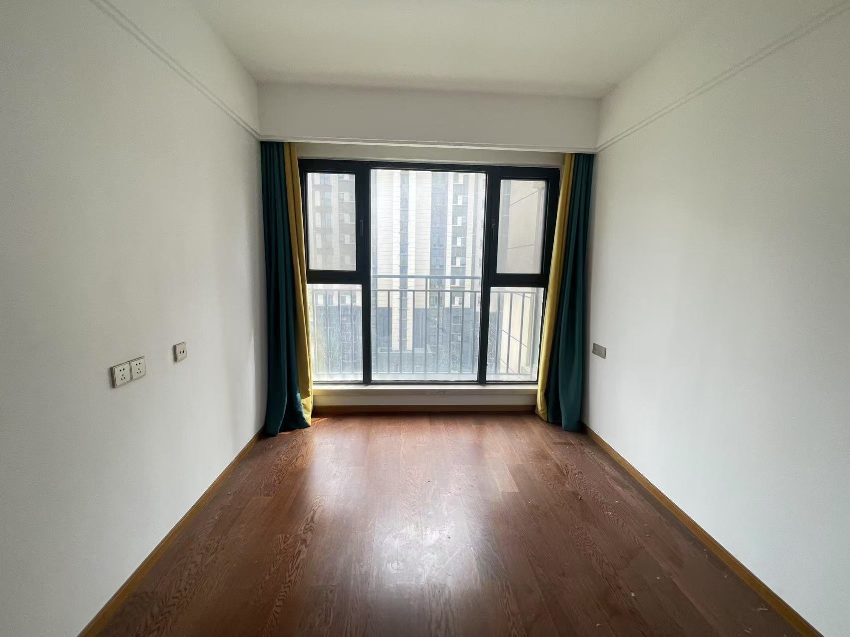 中南漫悦湾 4室2厅2卫 122m&sup2;