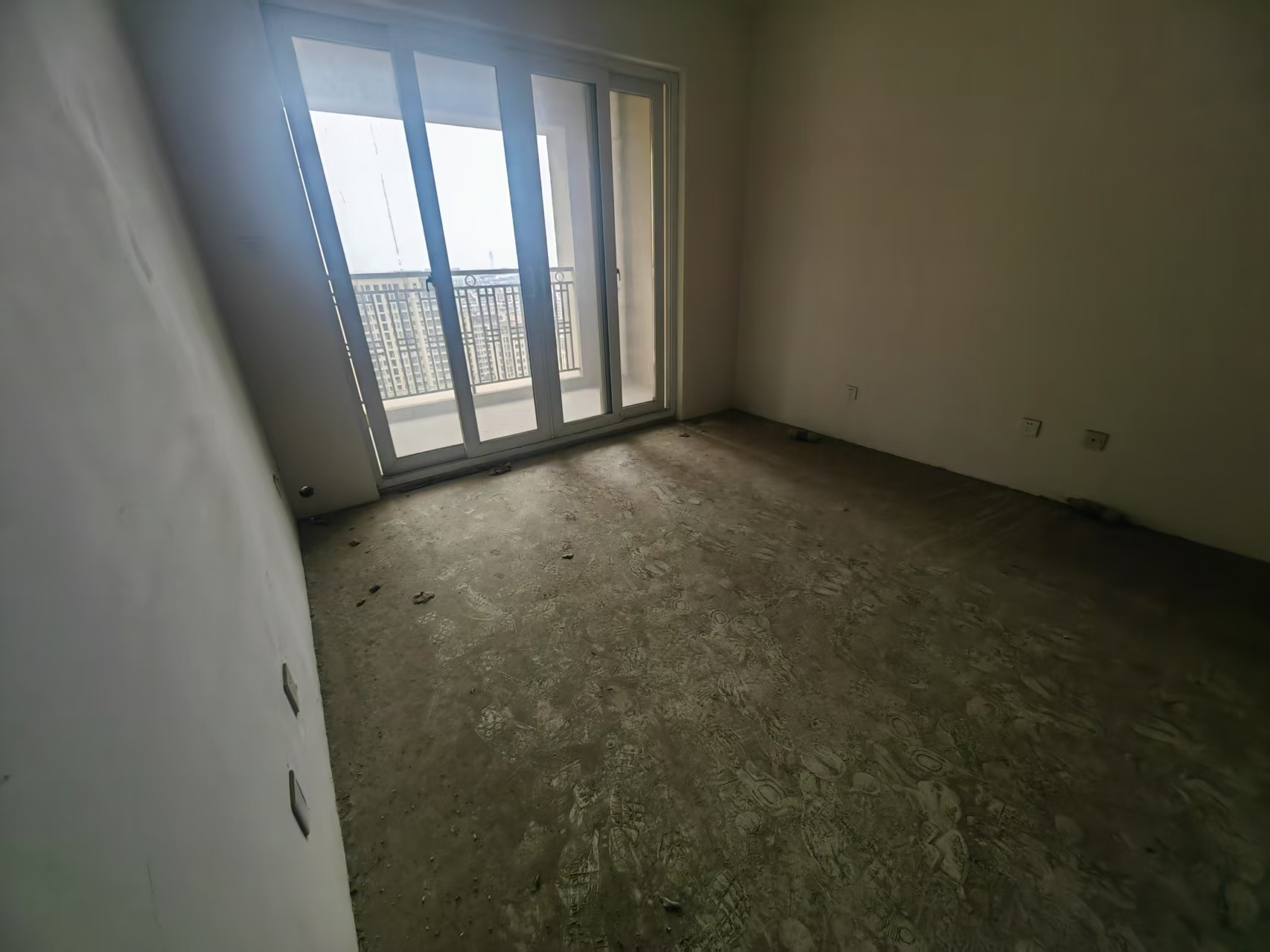 和融•优山美地名邸 2室2厅1卫 99m²