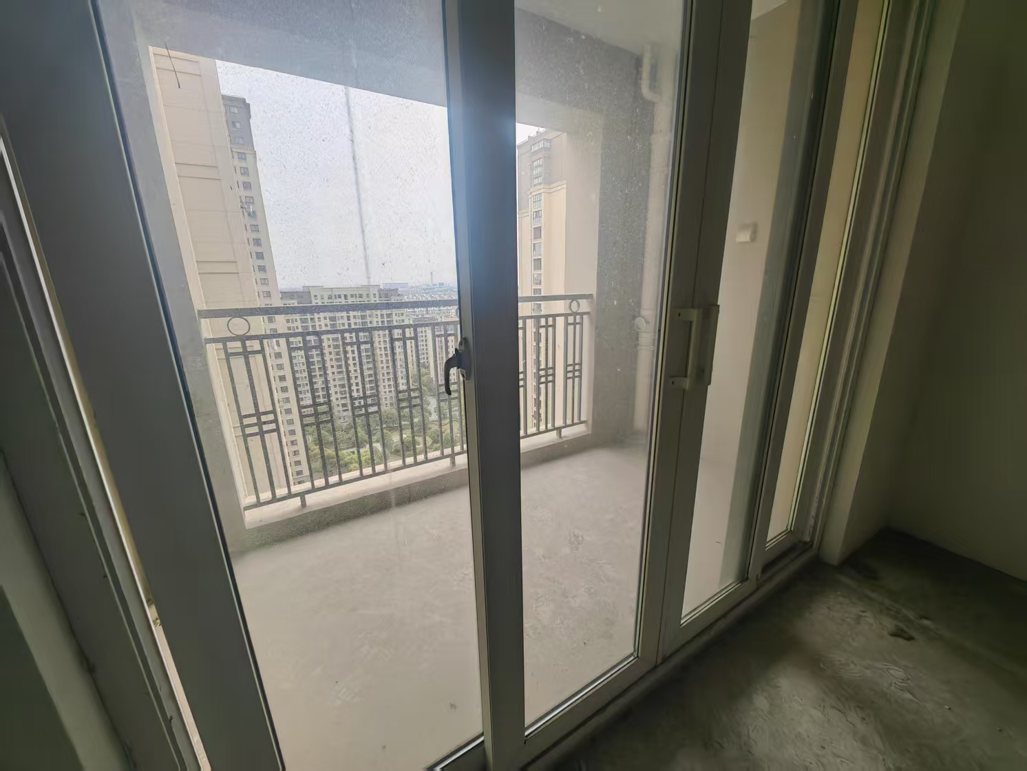 和融•优山美地名邸 2室2厅1卫 99m²