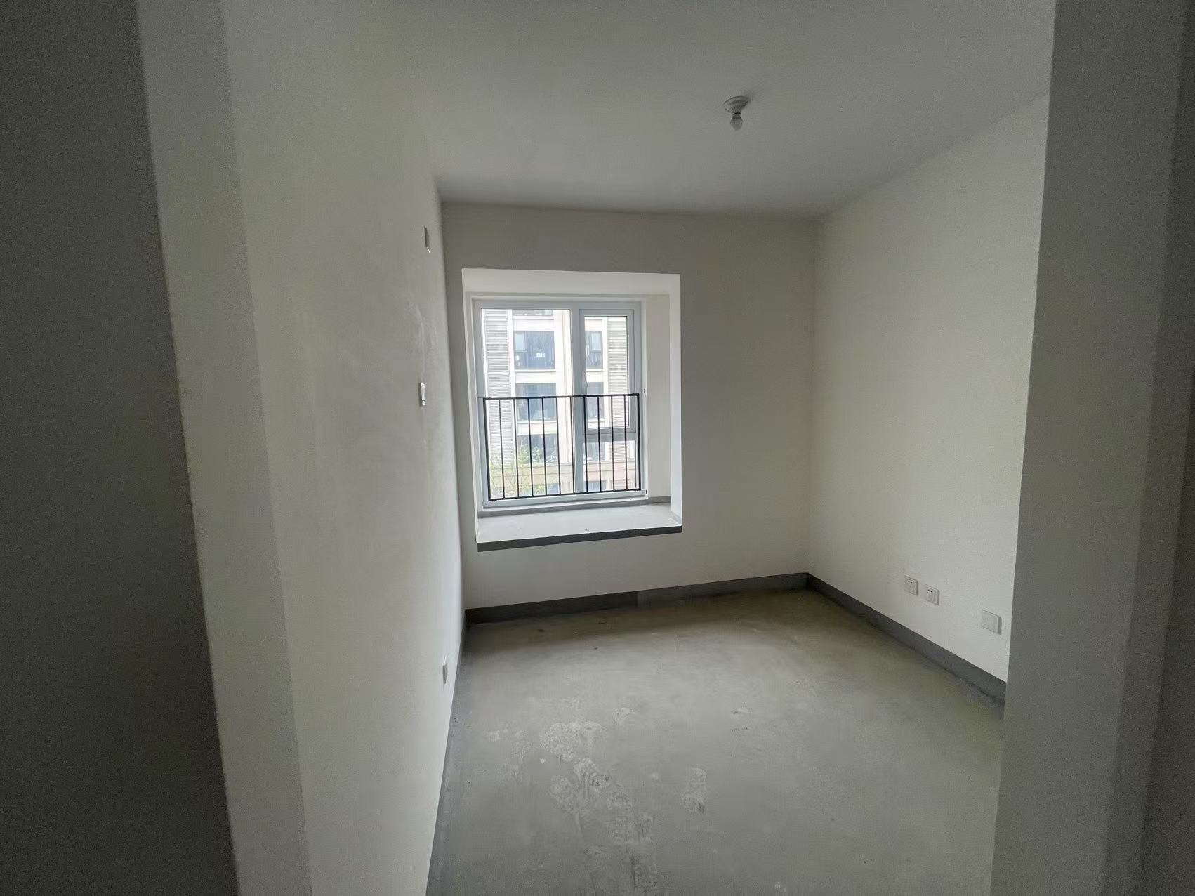 金地繁茂里 4室2厅2卫 117.8m&sup2;