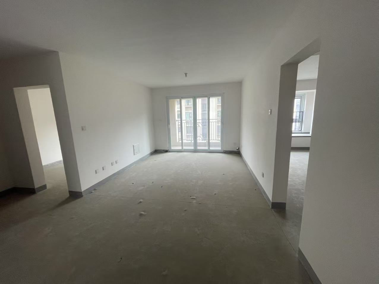 金地繁茂里 4室2厅2卫 117.8m&sup2;